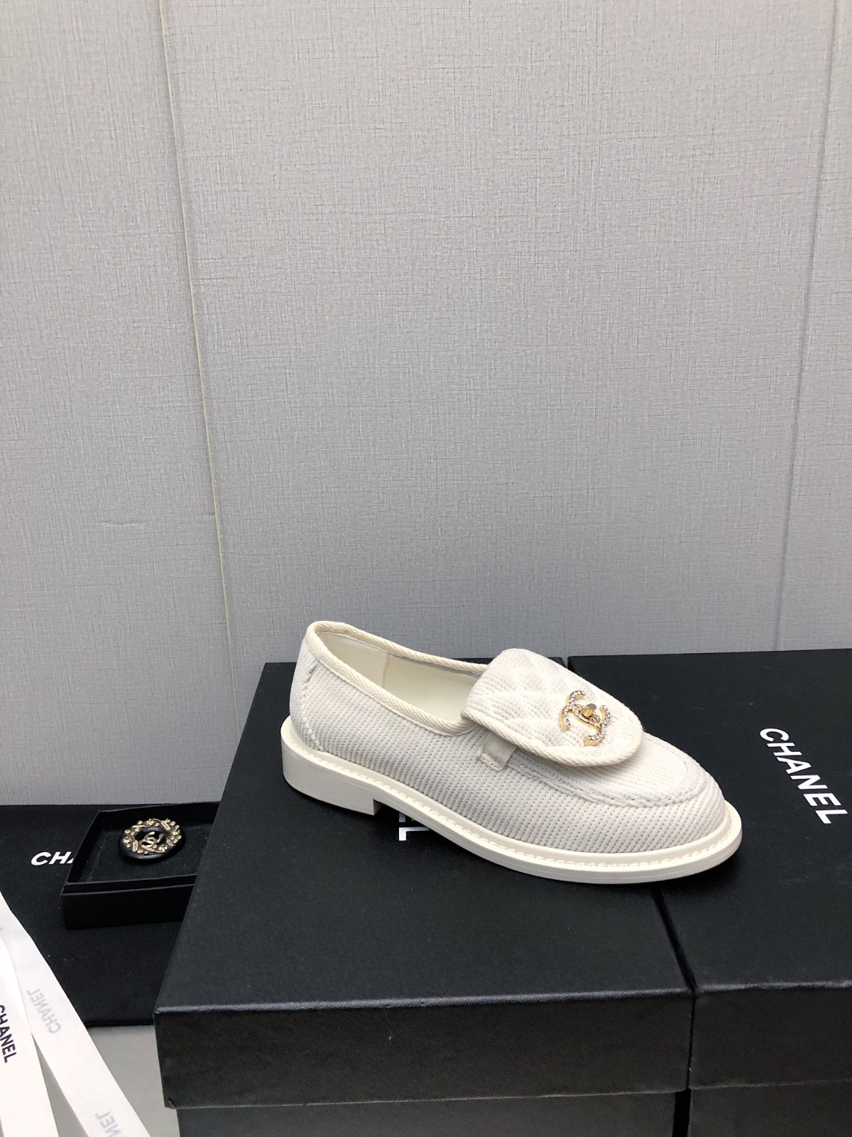 050 33123111 SIZE 35-41