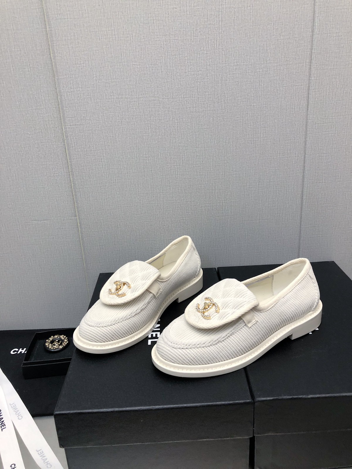 050 33123111 SIZE 35-41