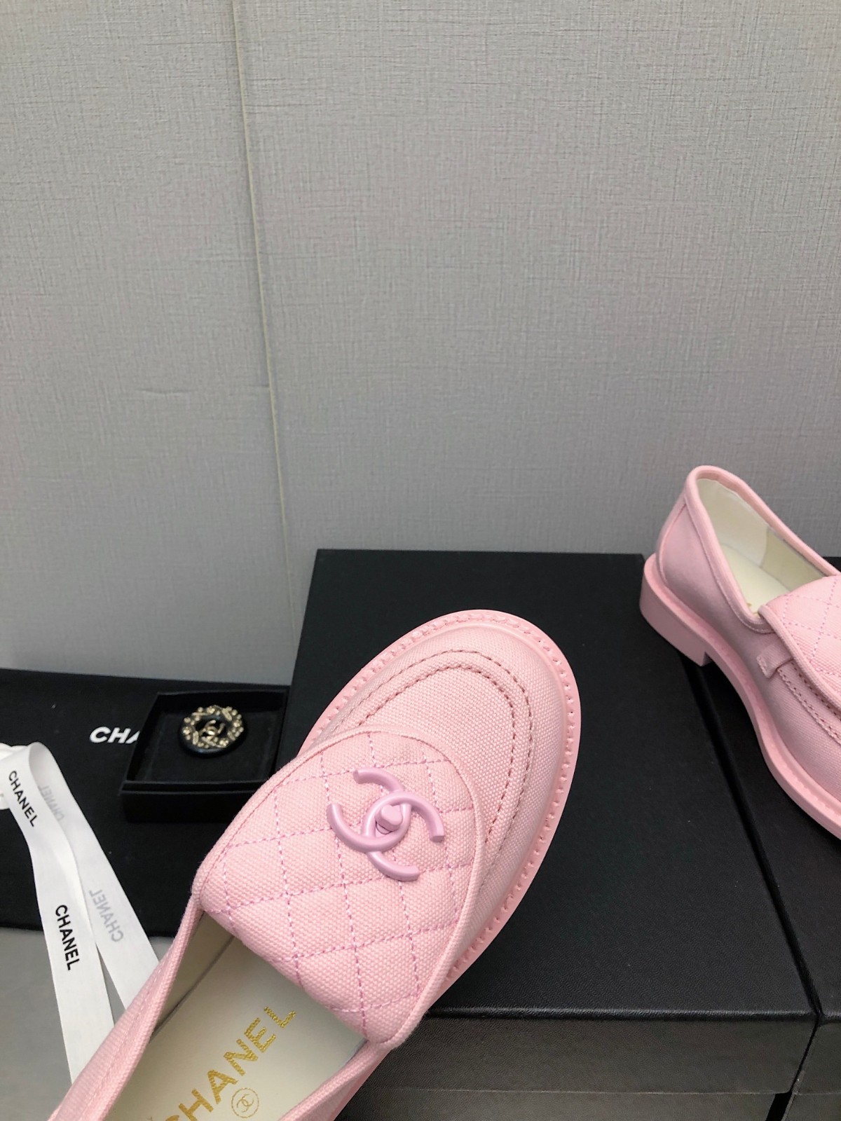 049 33123111 SIZE 35-41