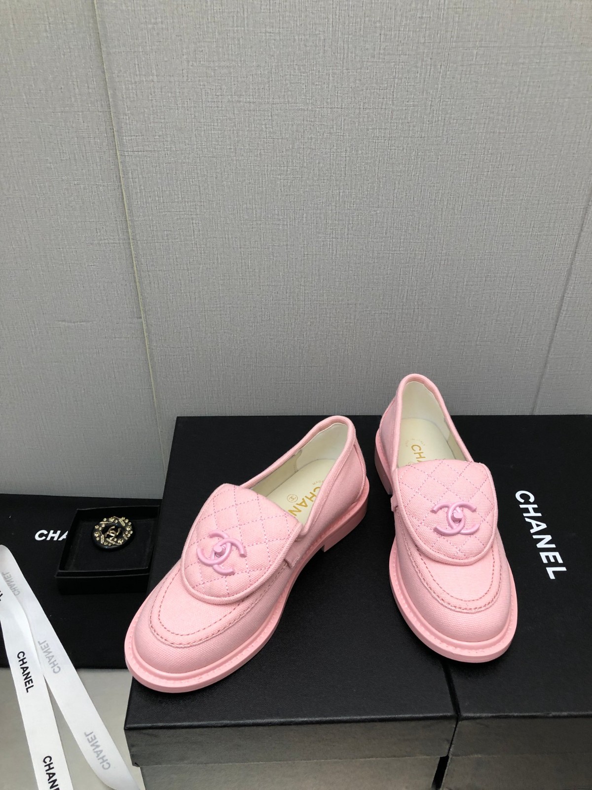 049 33123111 SIZE 35-41