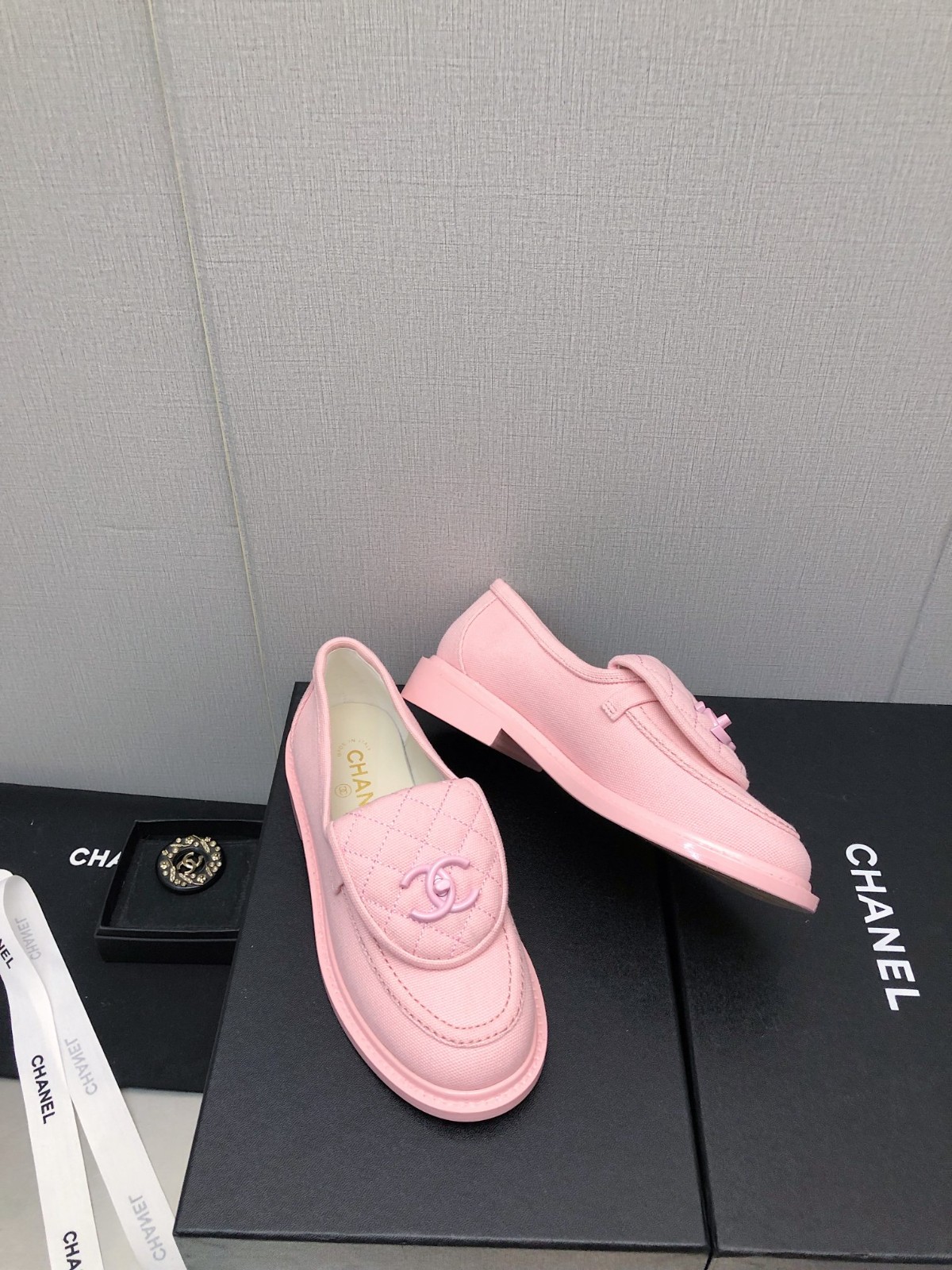 049 33123111 SIZE 35-41