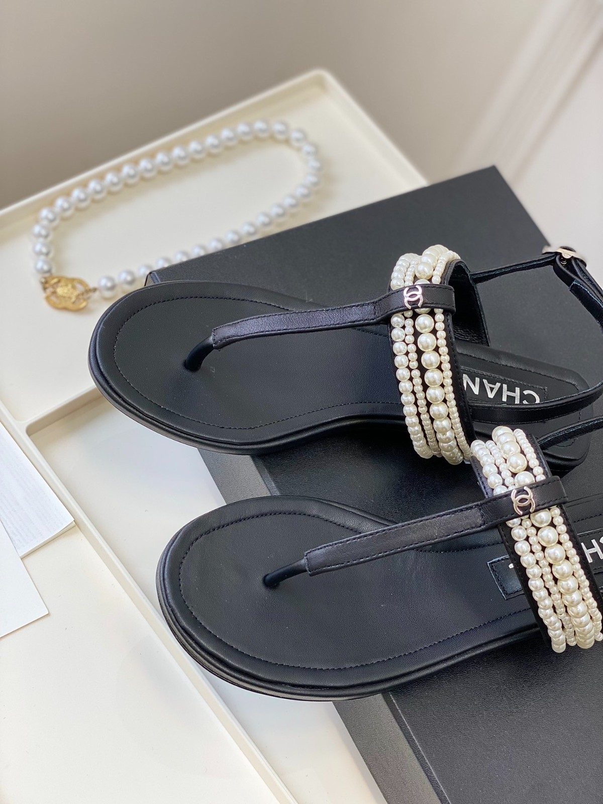 044 32123109 SIZE 35-39