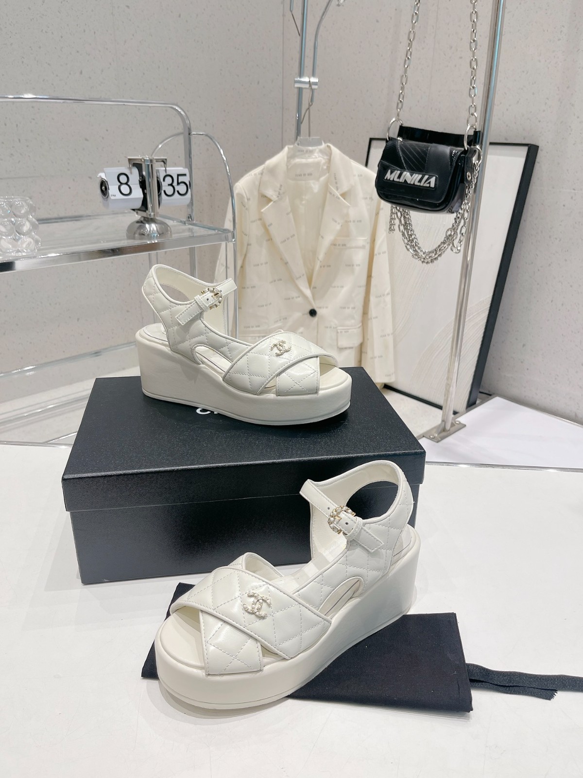 042 33123111 SIZE 35-40