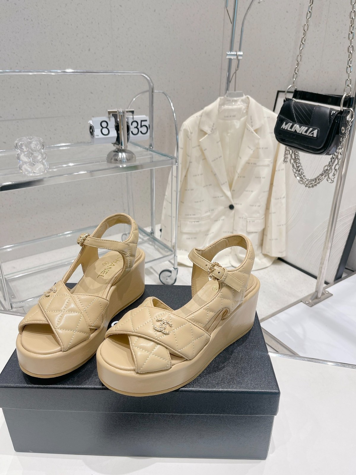 041 33123111 SIZE 35-40