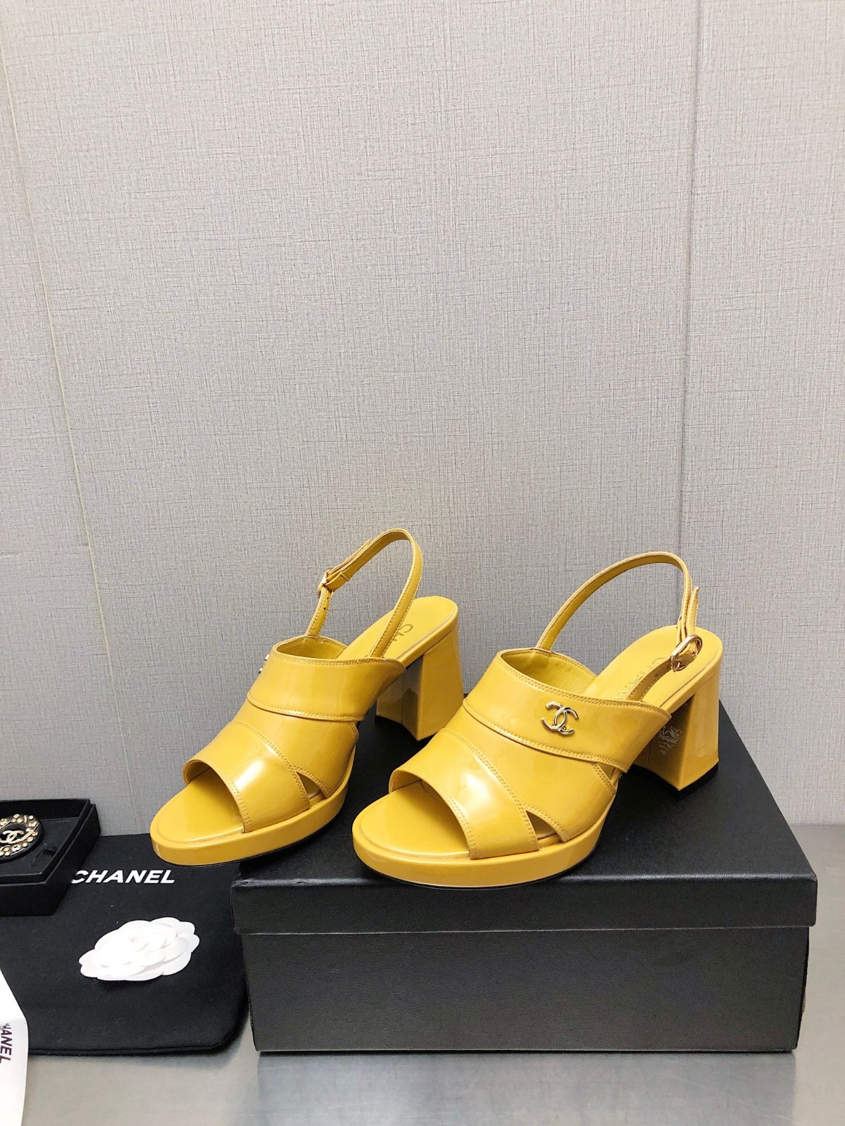 003 32123109 SIZE 35-40