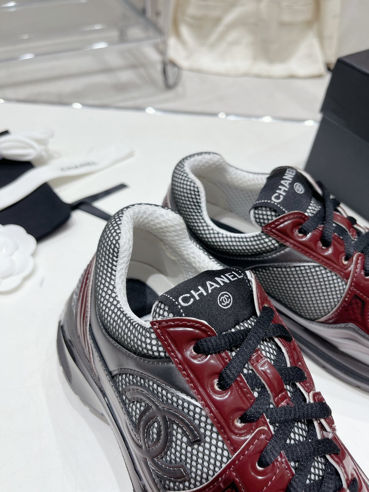 100 42123132 SIZE 35-40