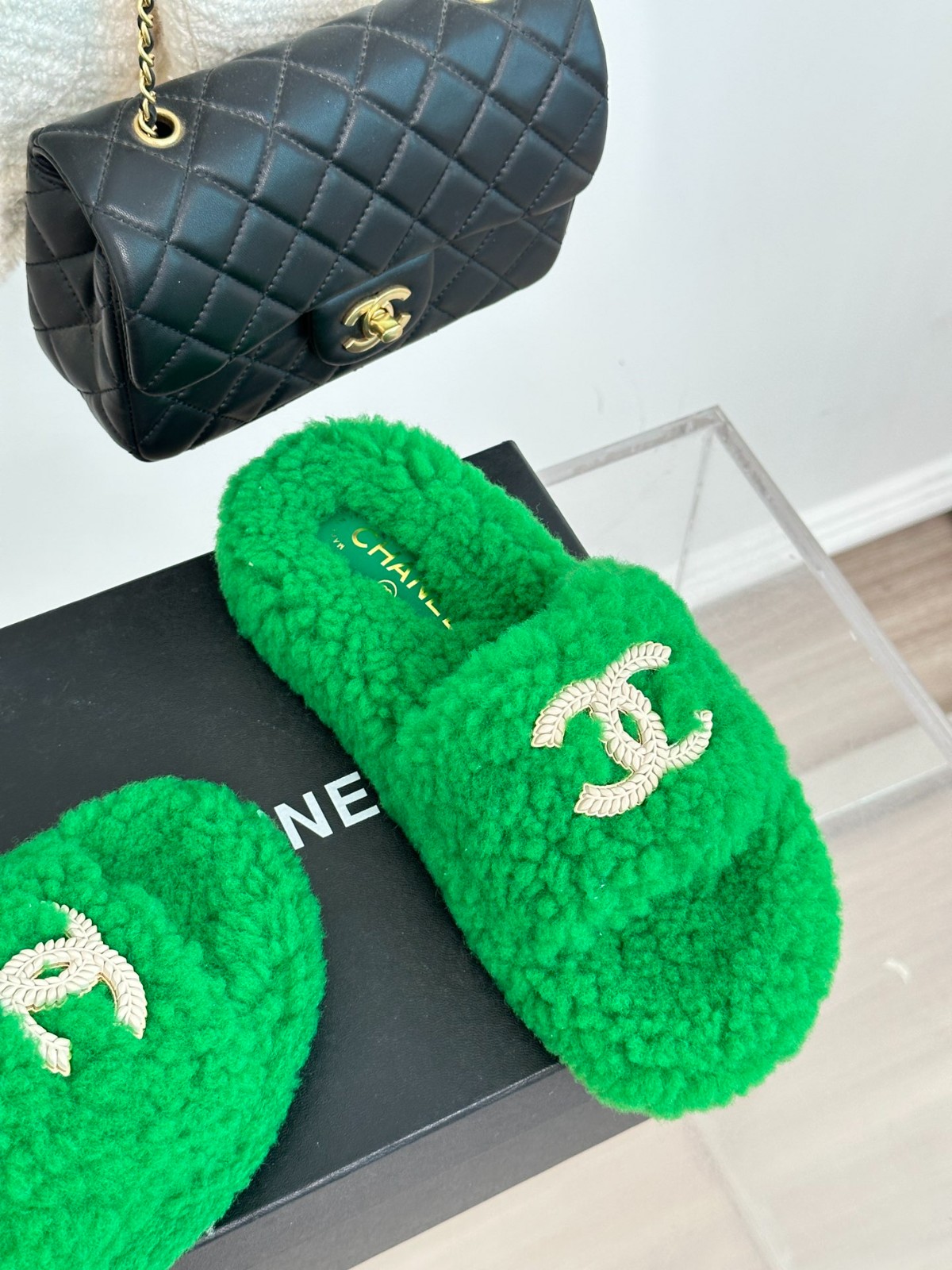 020 28123099 SIZE 35-40