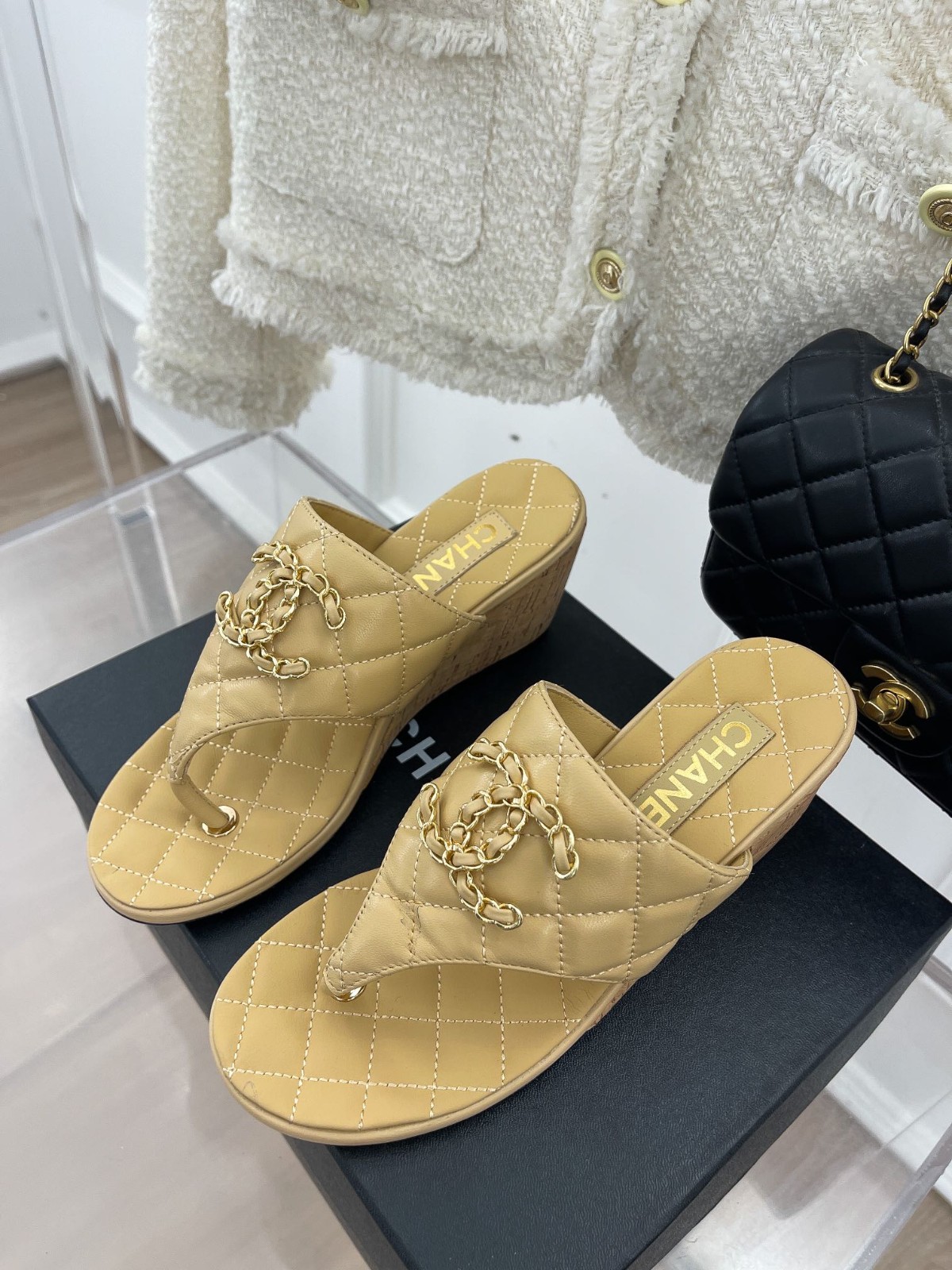 019 33123111 SIZE 35-41
