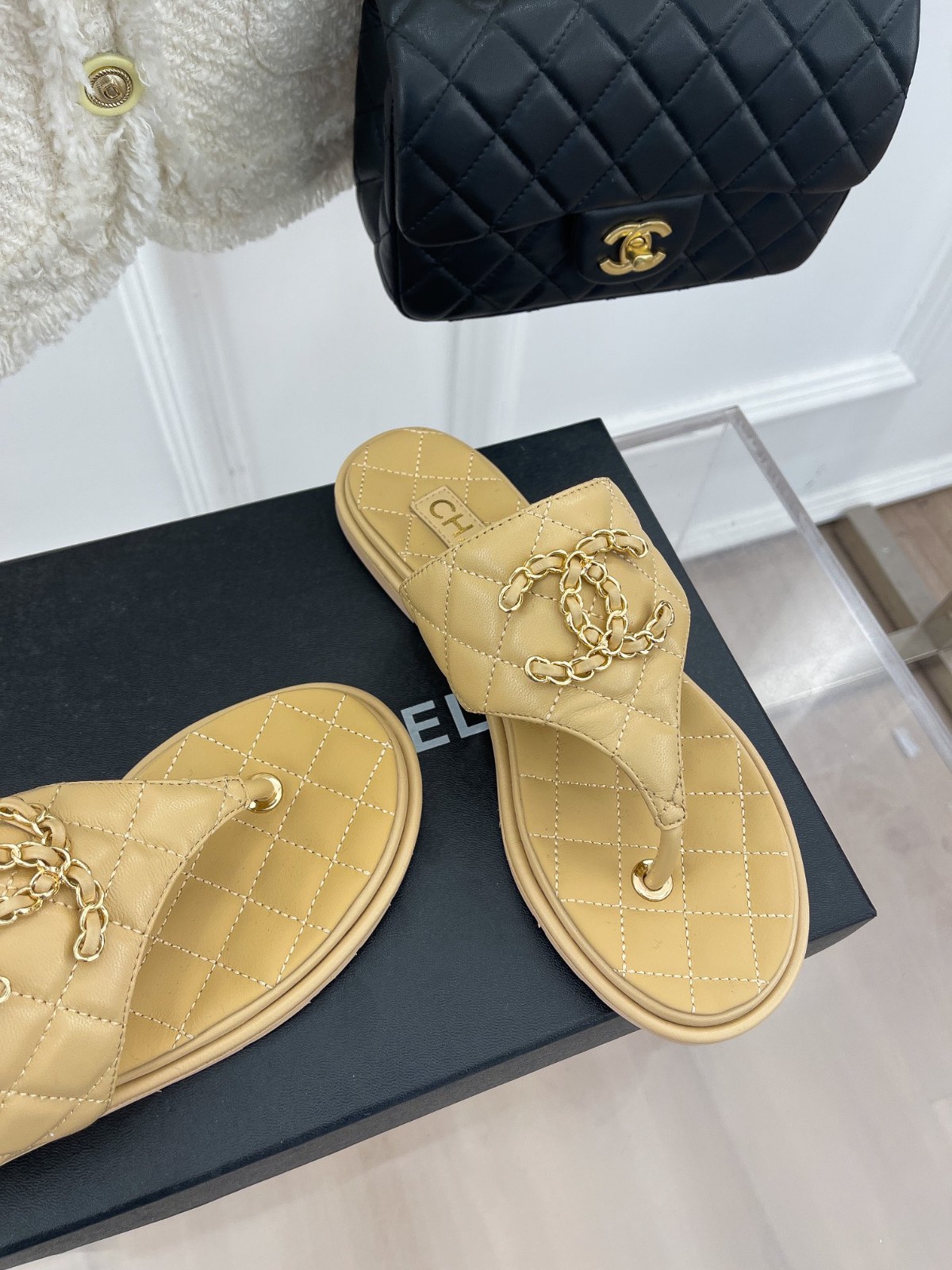 015 31123106 SIZE 35-41