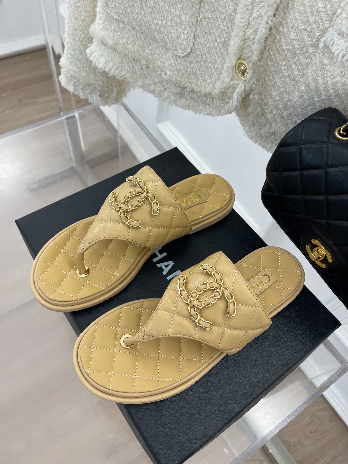 015 31123106 SIZE 35-41