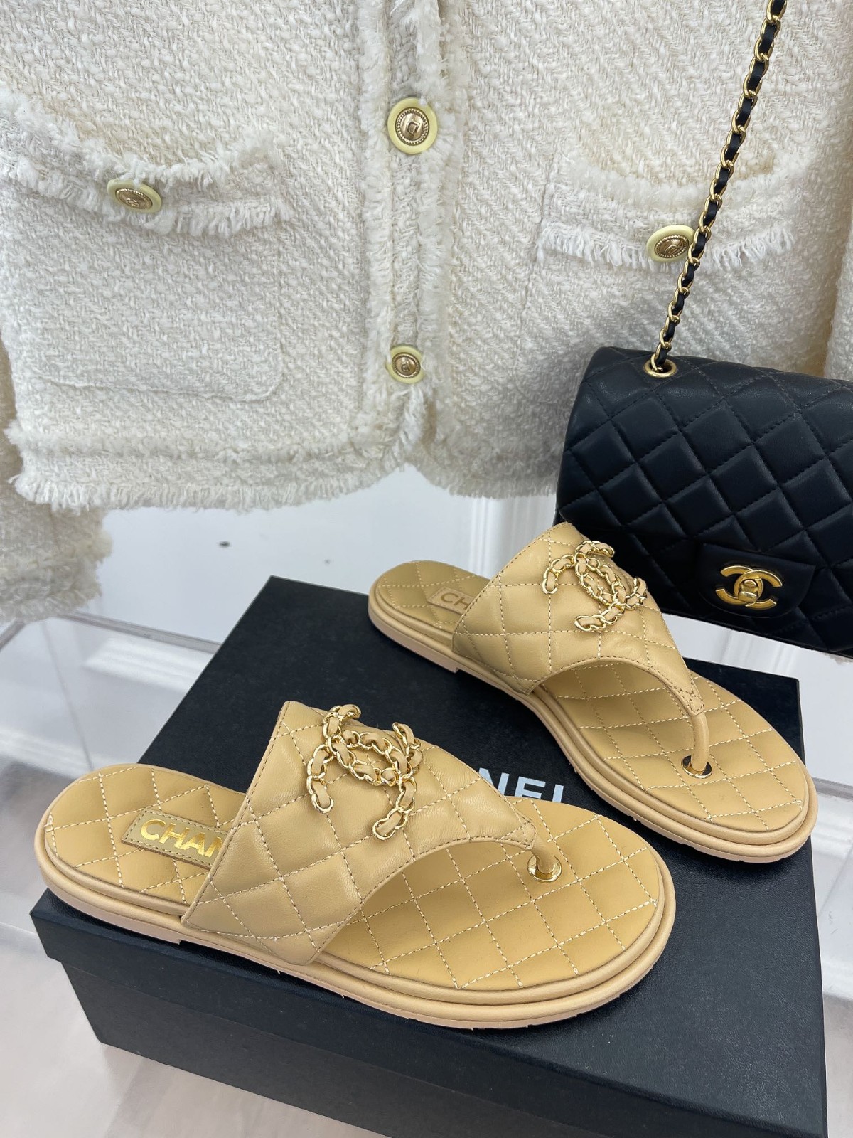 015 31123106 SIZE 35-41
