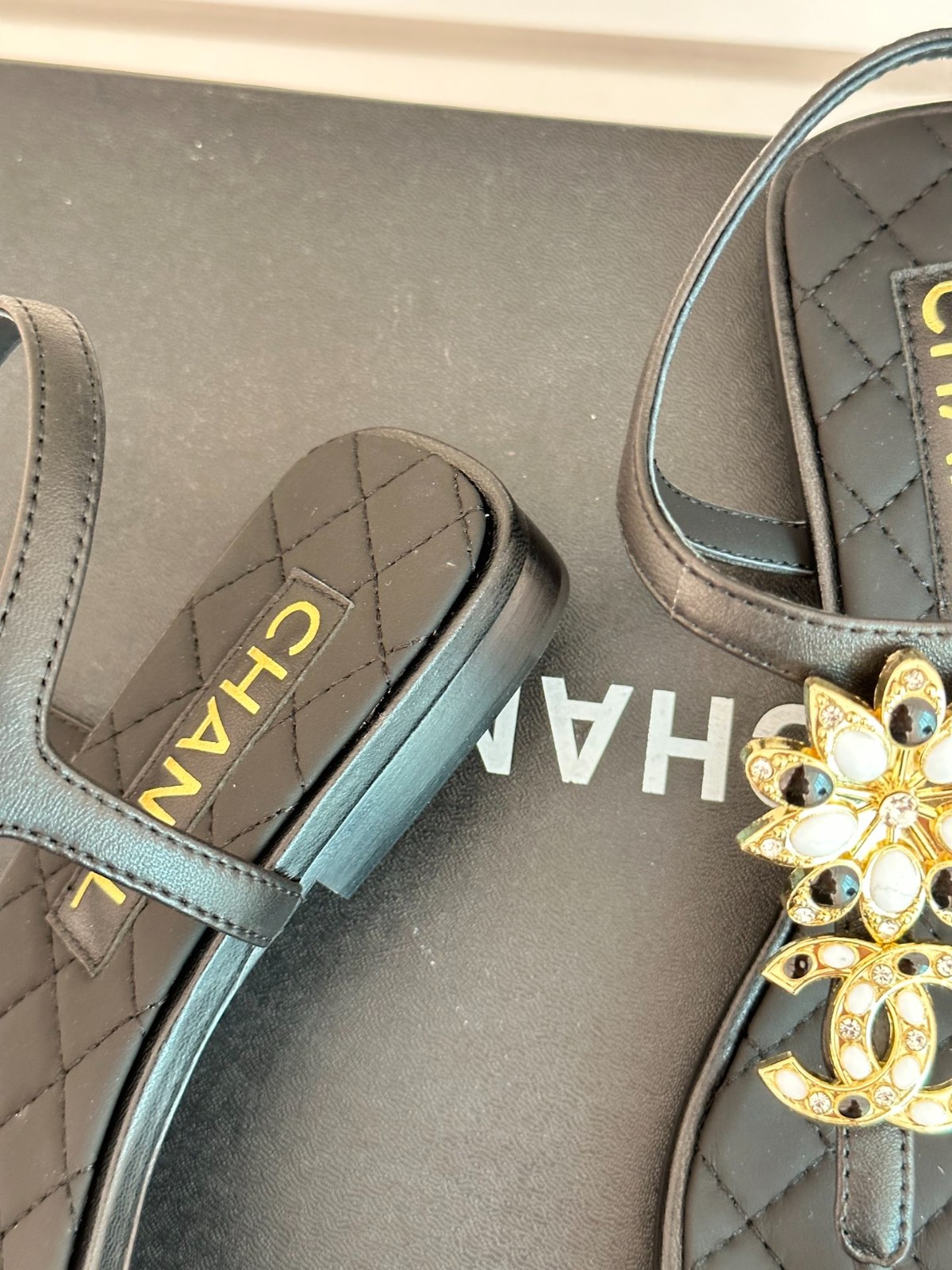 009 32123109 SIZE 35-41