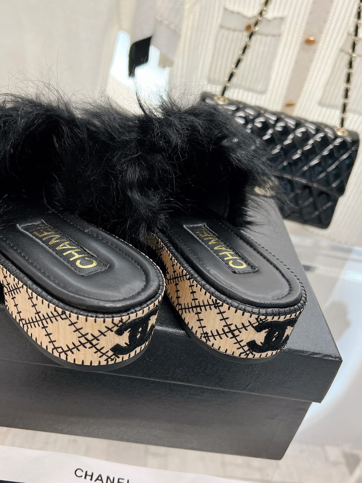 002 32123109 SIZE 35-41