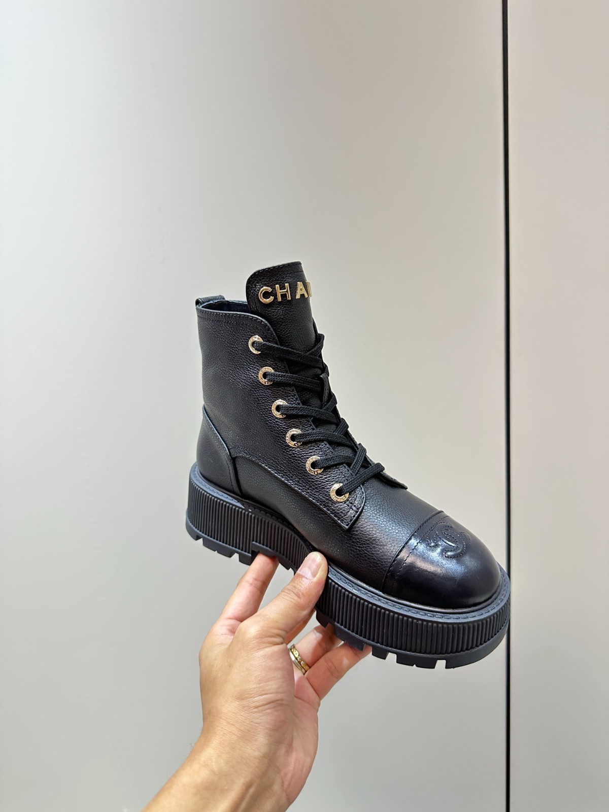 079 47123143 SIZE 35-41