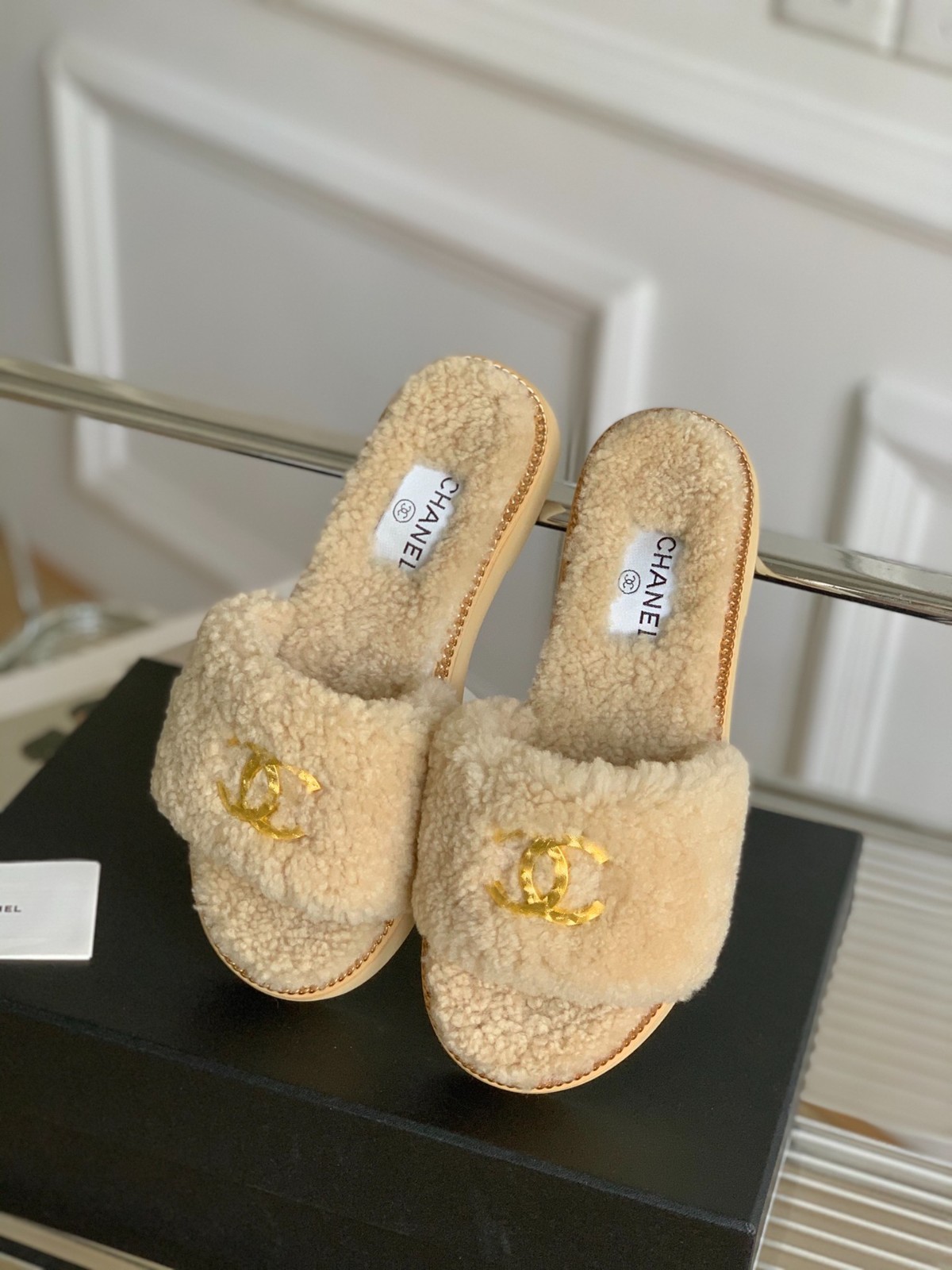 077 34123113 SIZE 35-41
