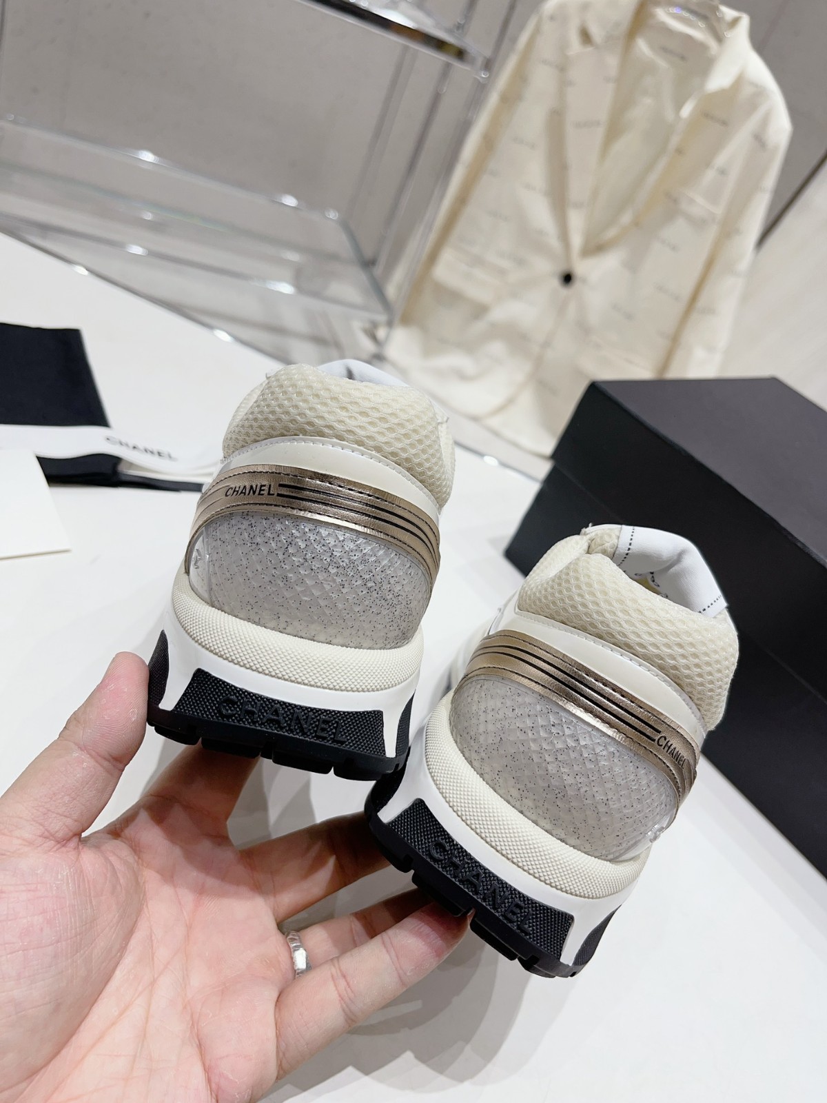 074 39123125 SIZE 35-40