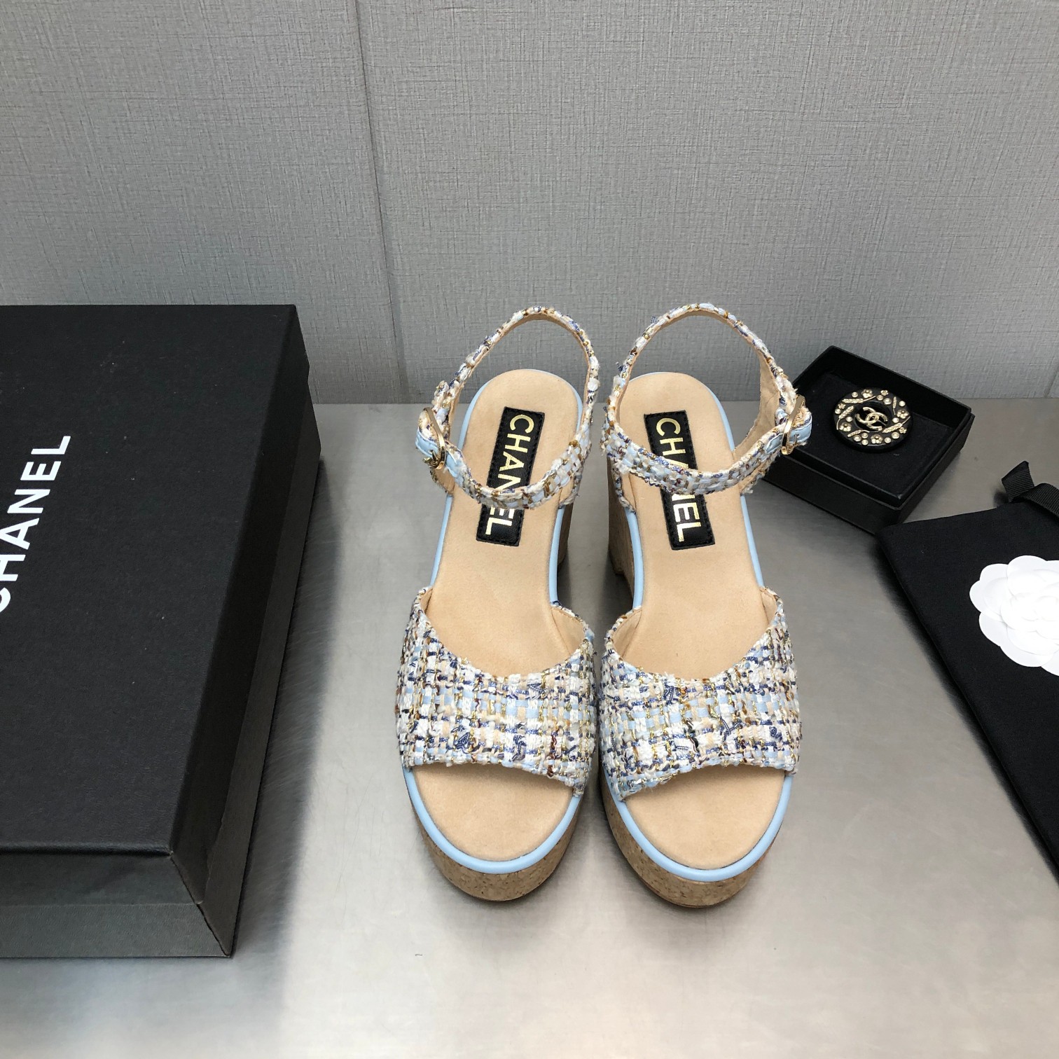 067 36123118 SIZE 35-40