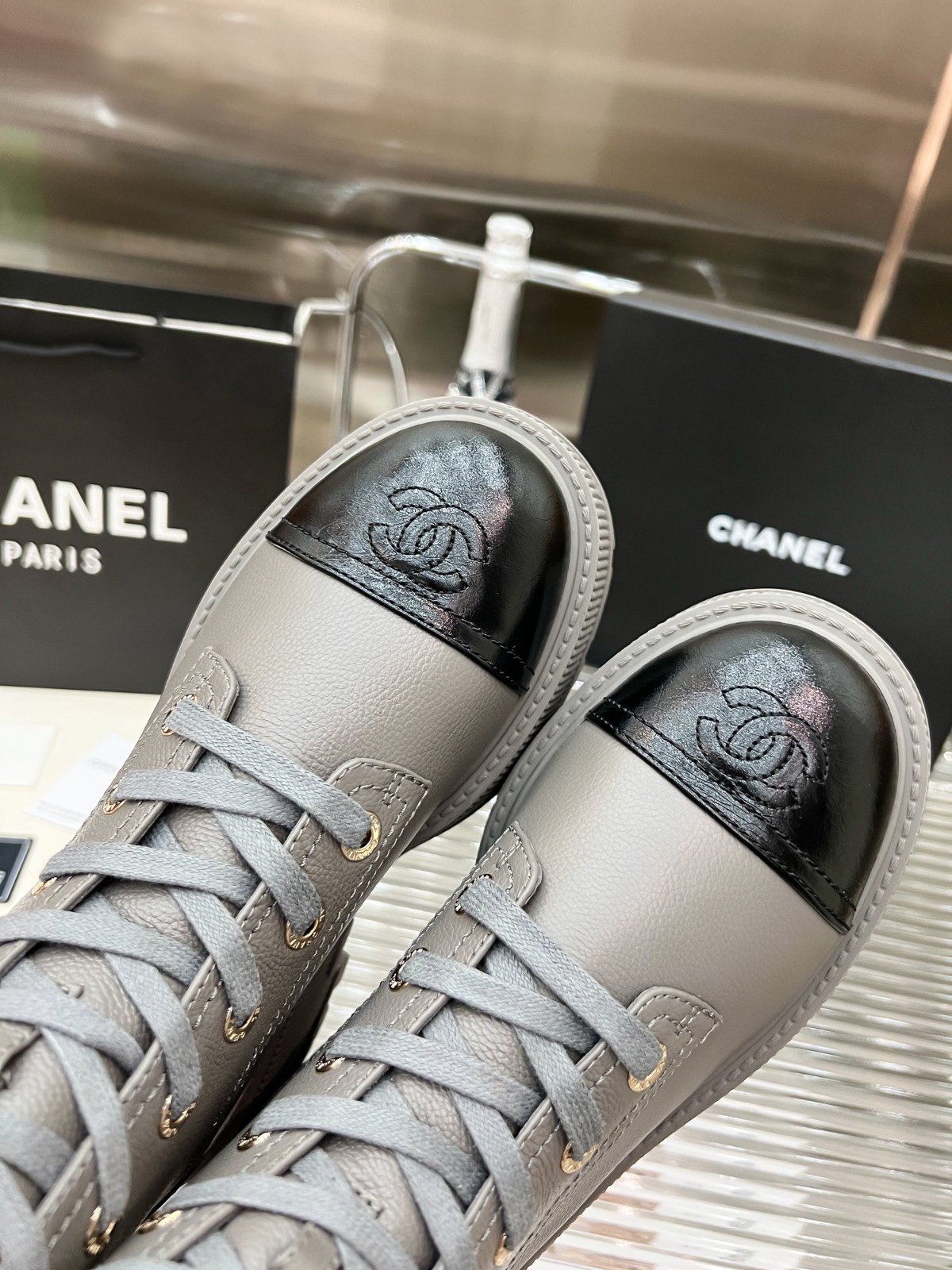 056 38123123 SIZE 35-41