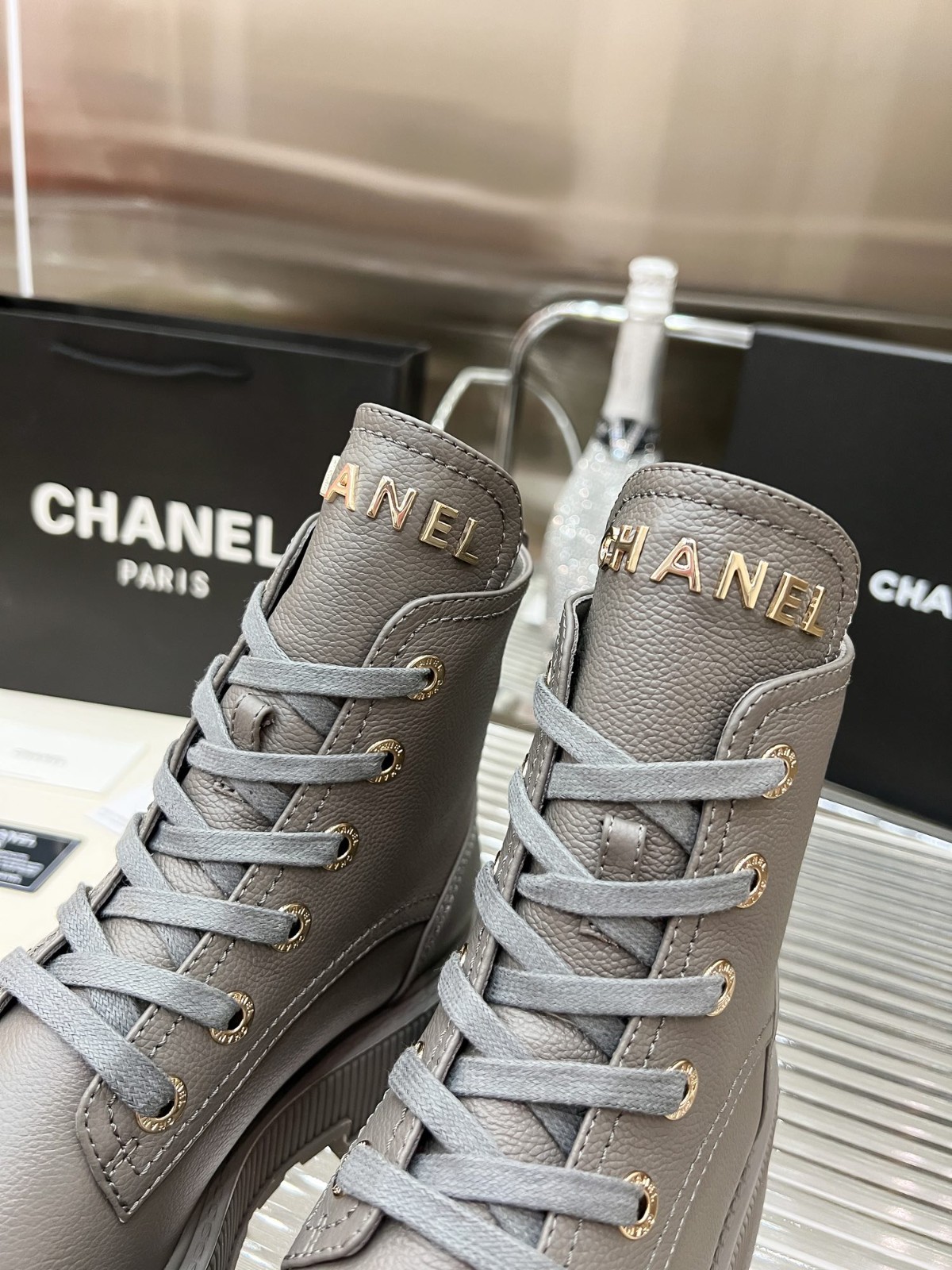 056 38123123 SIZE 35-41