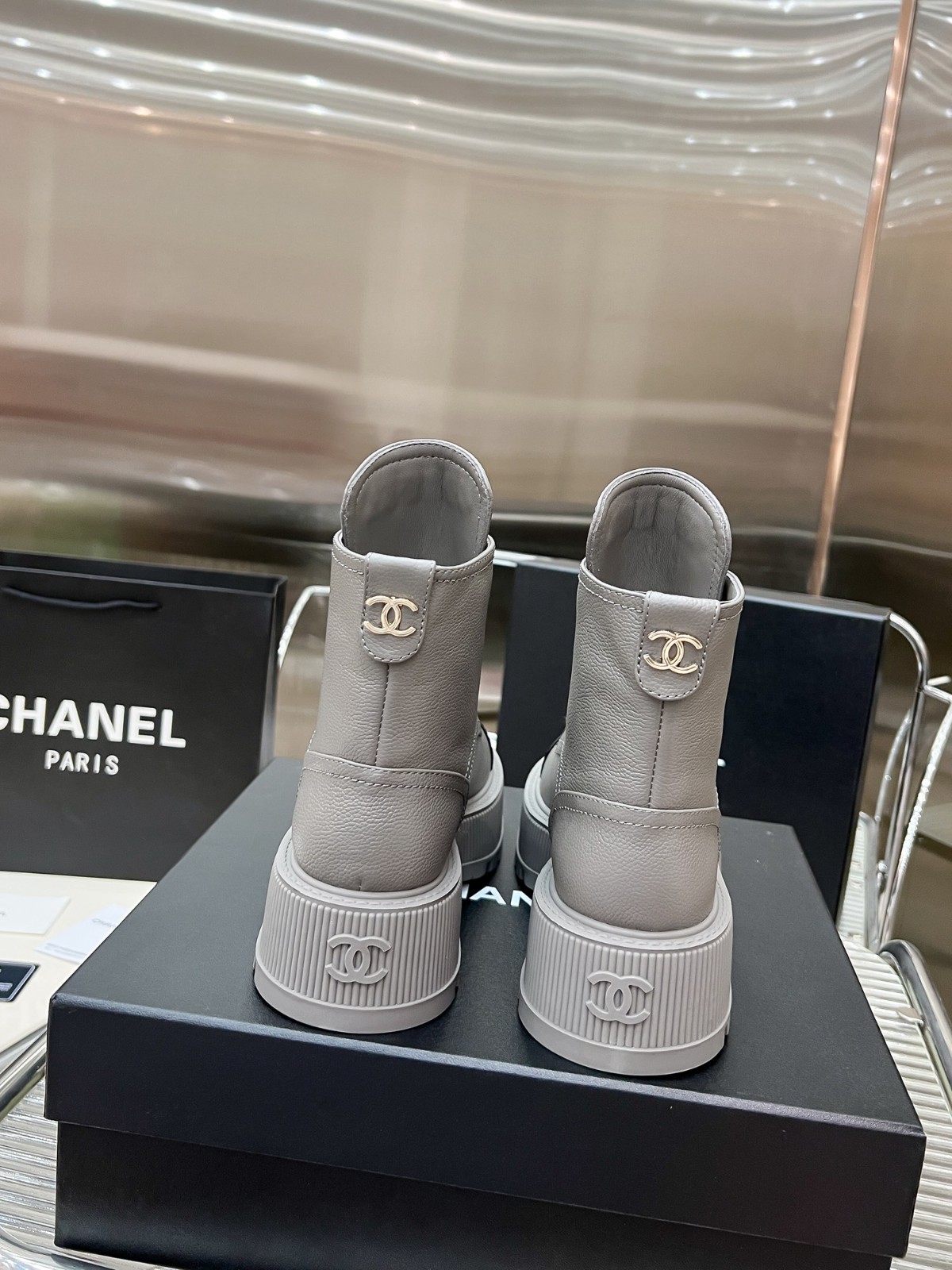 056 38123123 SIZE 35-41