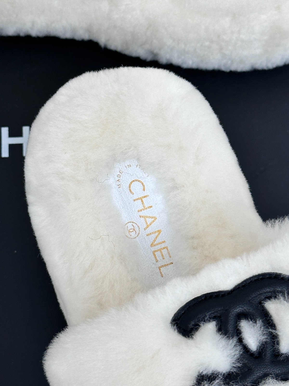 048 33123111 SIZE 35-41