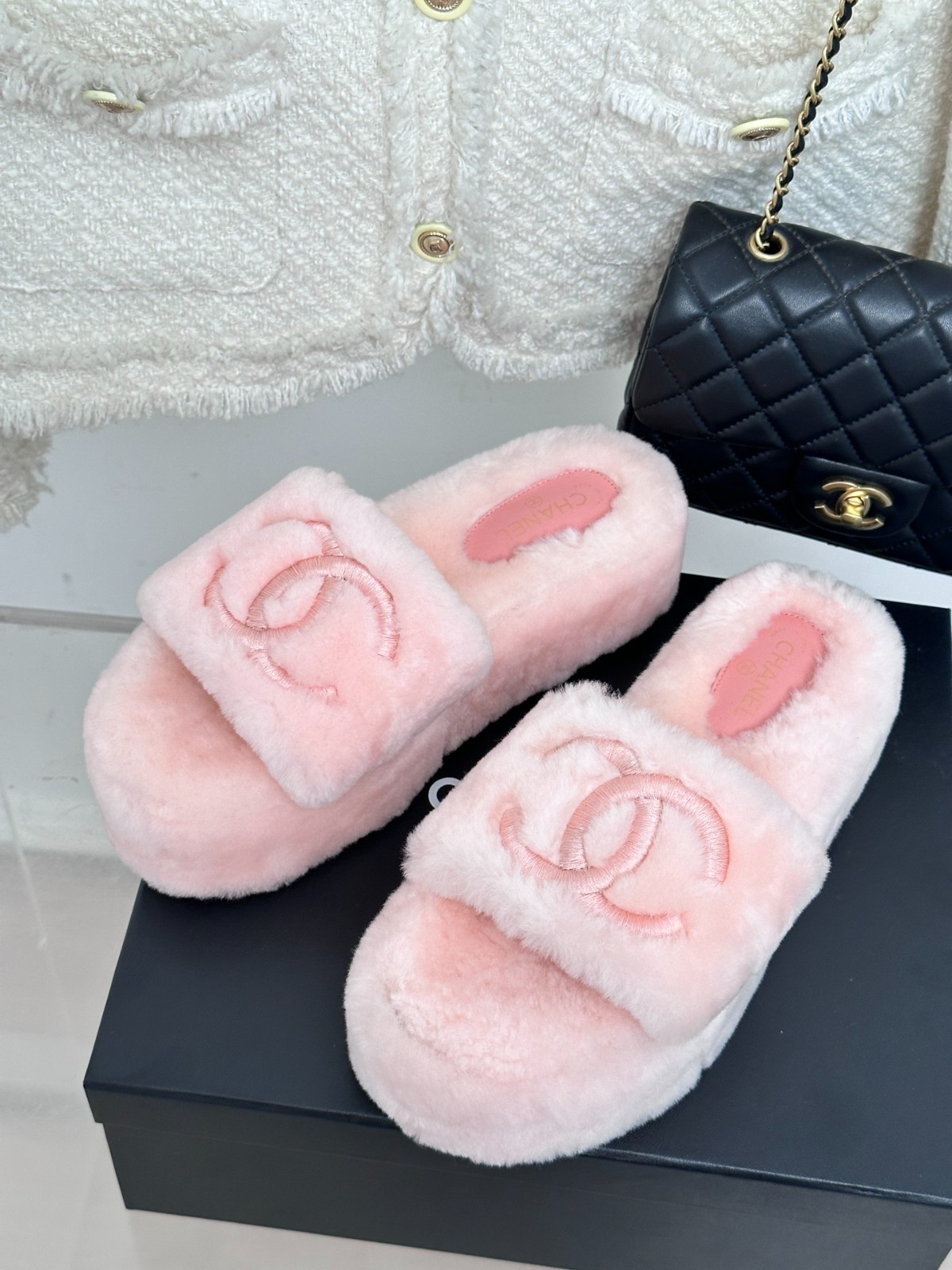 045 33123111 SIZE 35-41