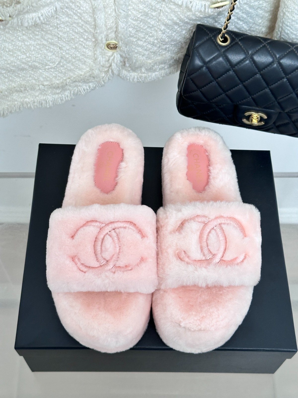 045 33123111 SIZE 35-41
