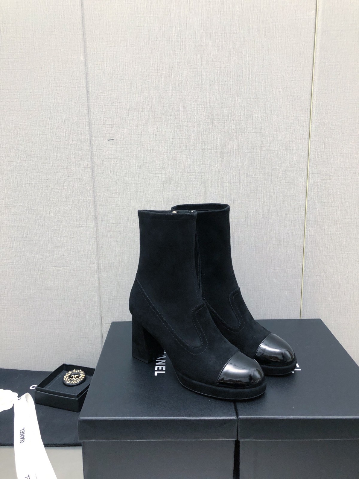 013 38123123 SIZE 35-41