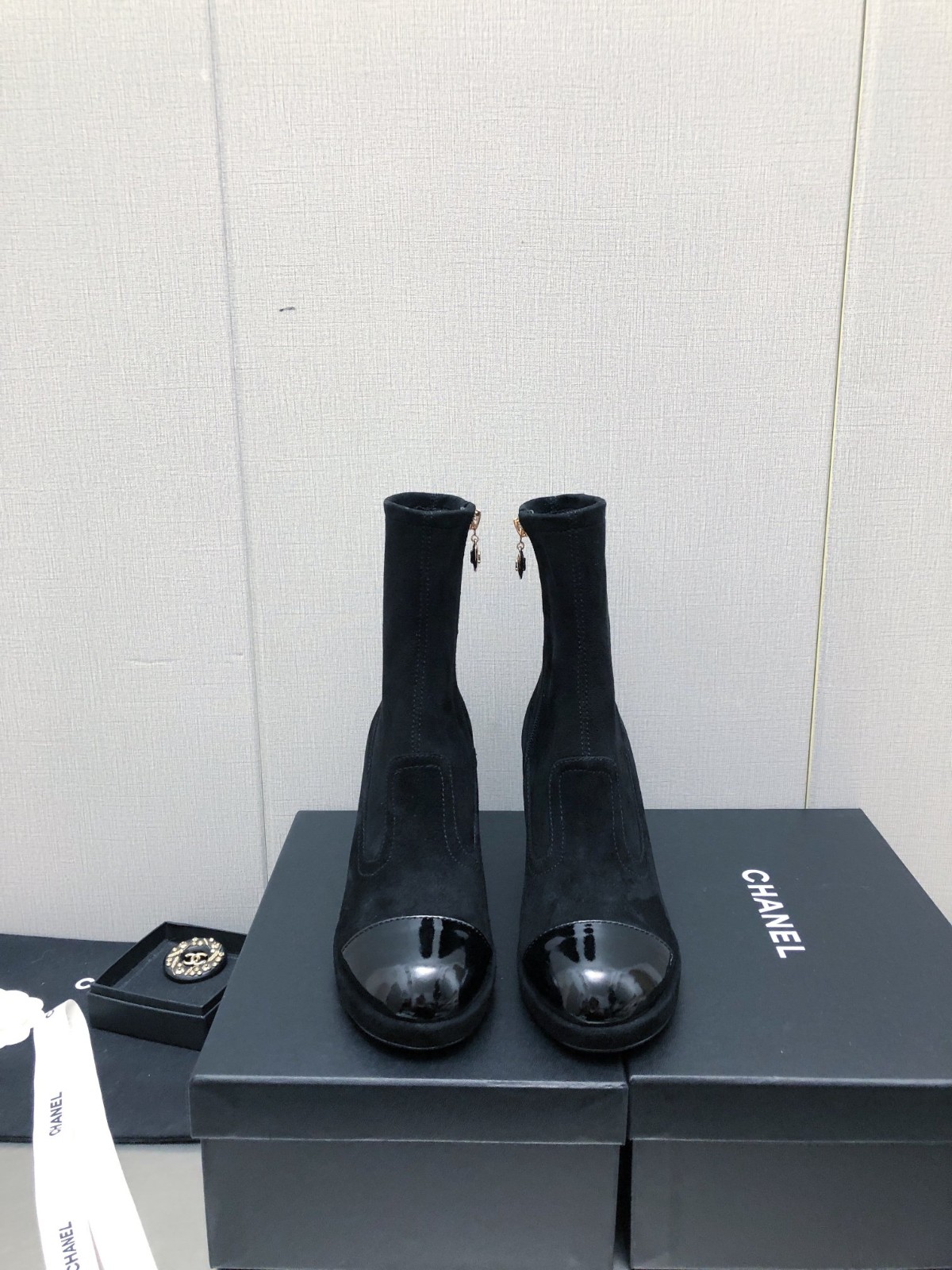 013 38123123 SIZE 35-41