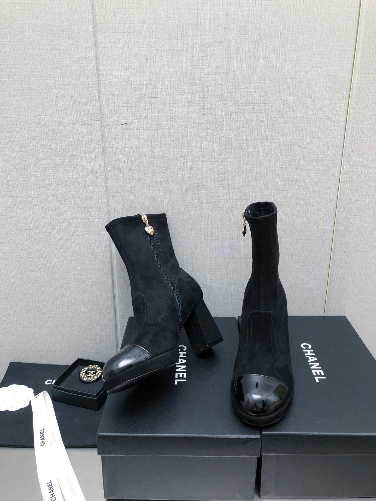 013 38123123 SIZE 35-41