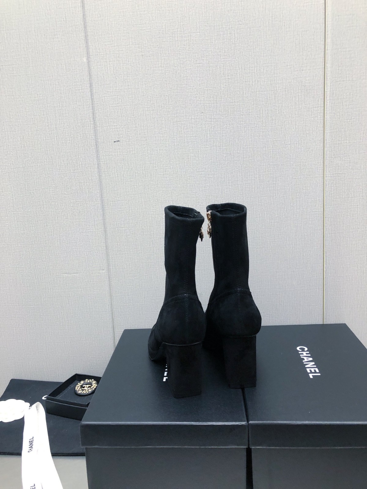 013 38123123 SIZE 35-41