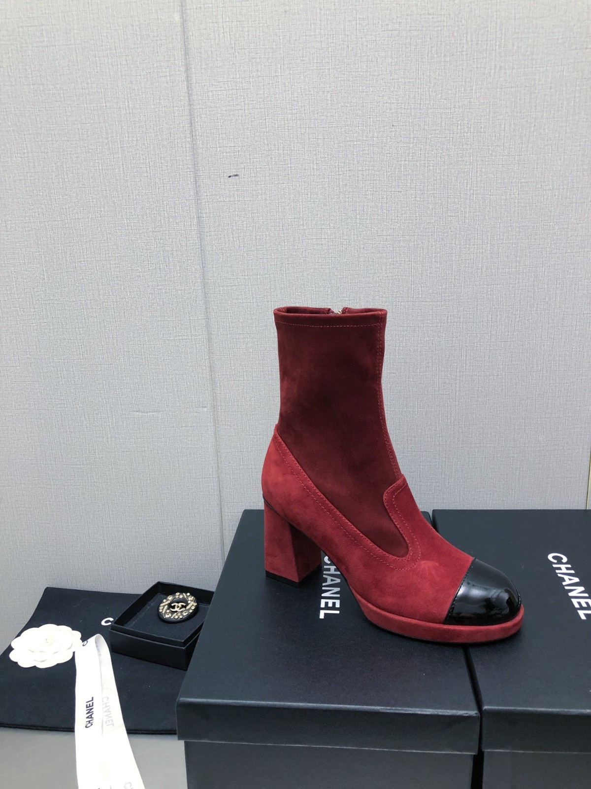 012 38123123 SIZE 35-41