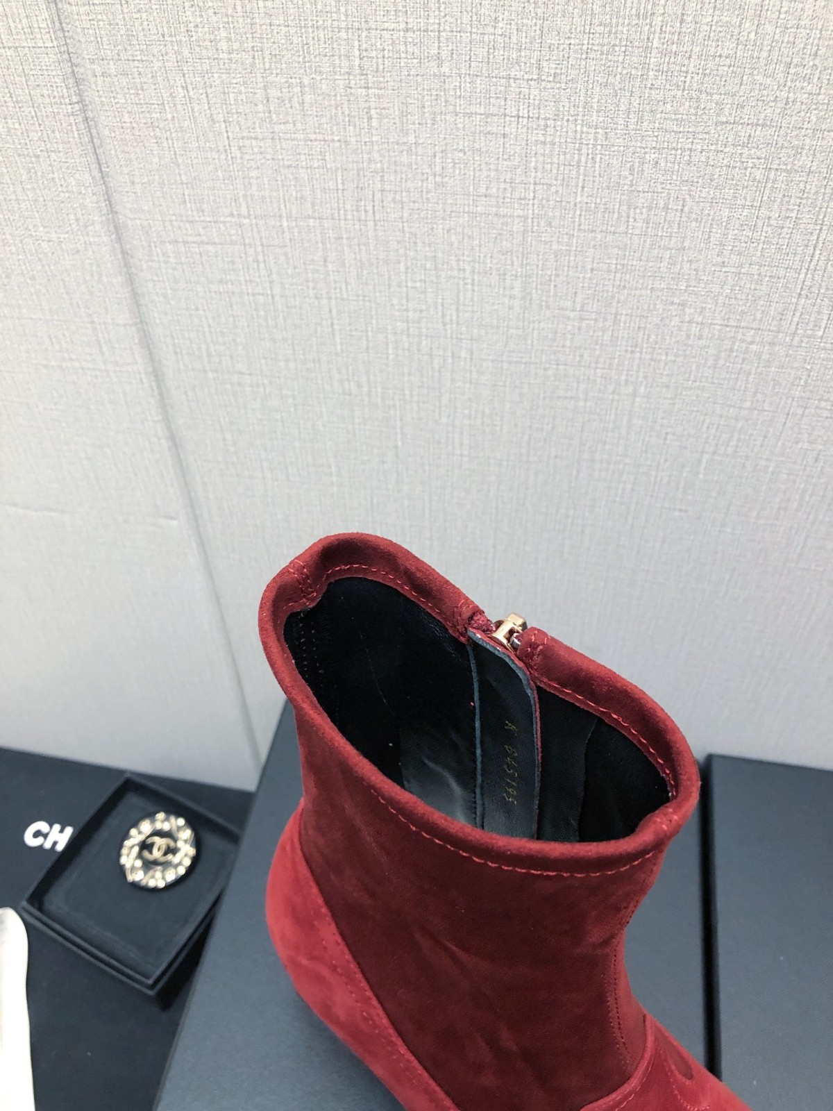 012 38123123 SIZE 35-41