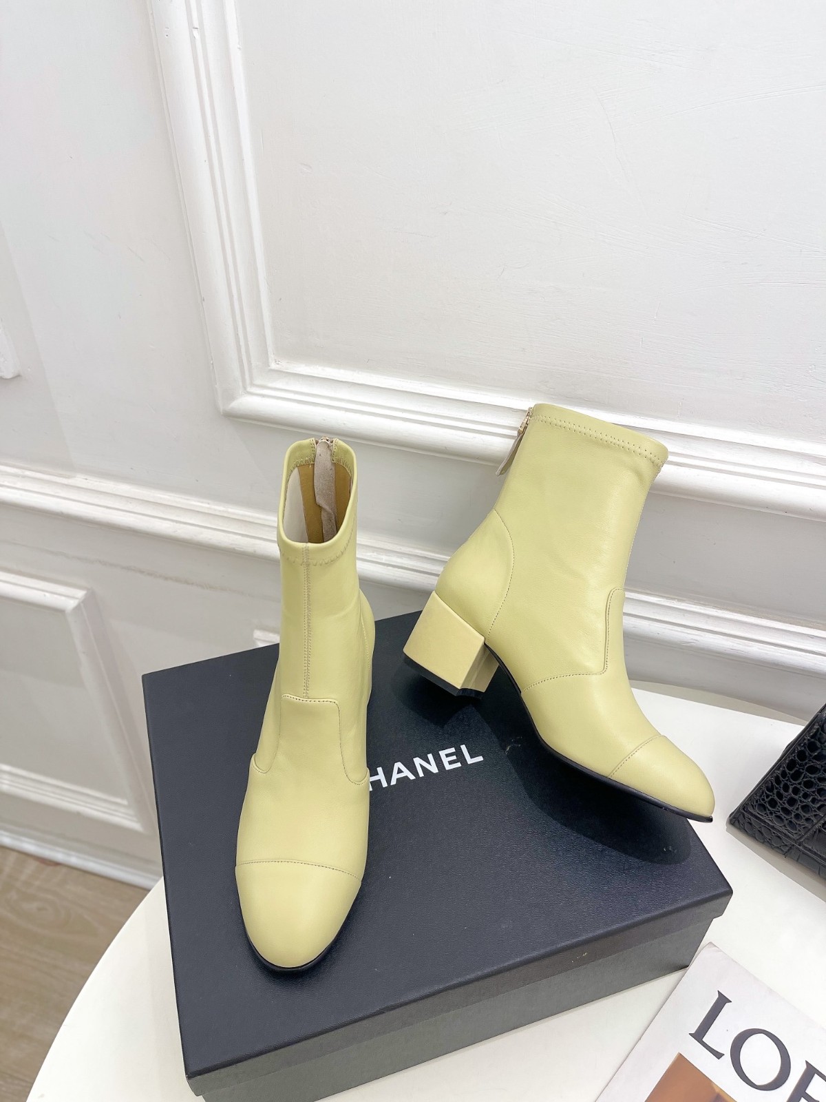 011 42123132 SIZE 34-41