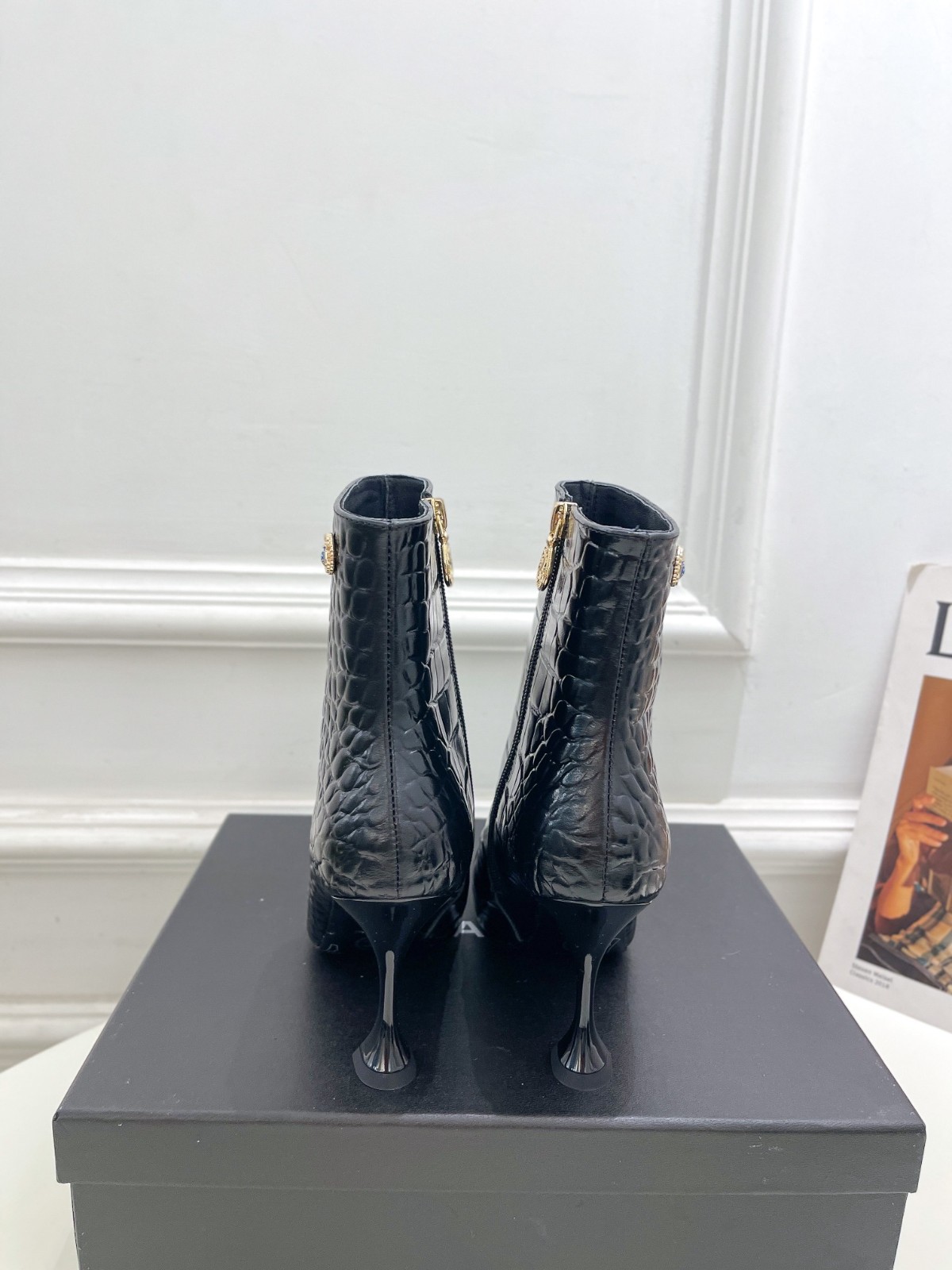 007 40123127 SIZE 34-41