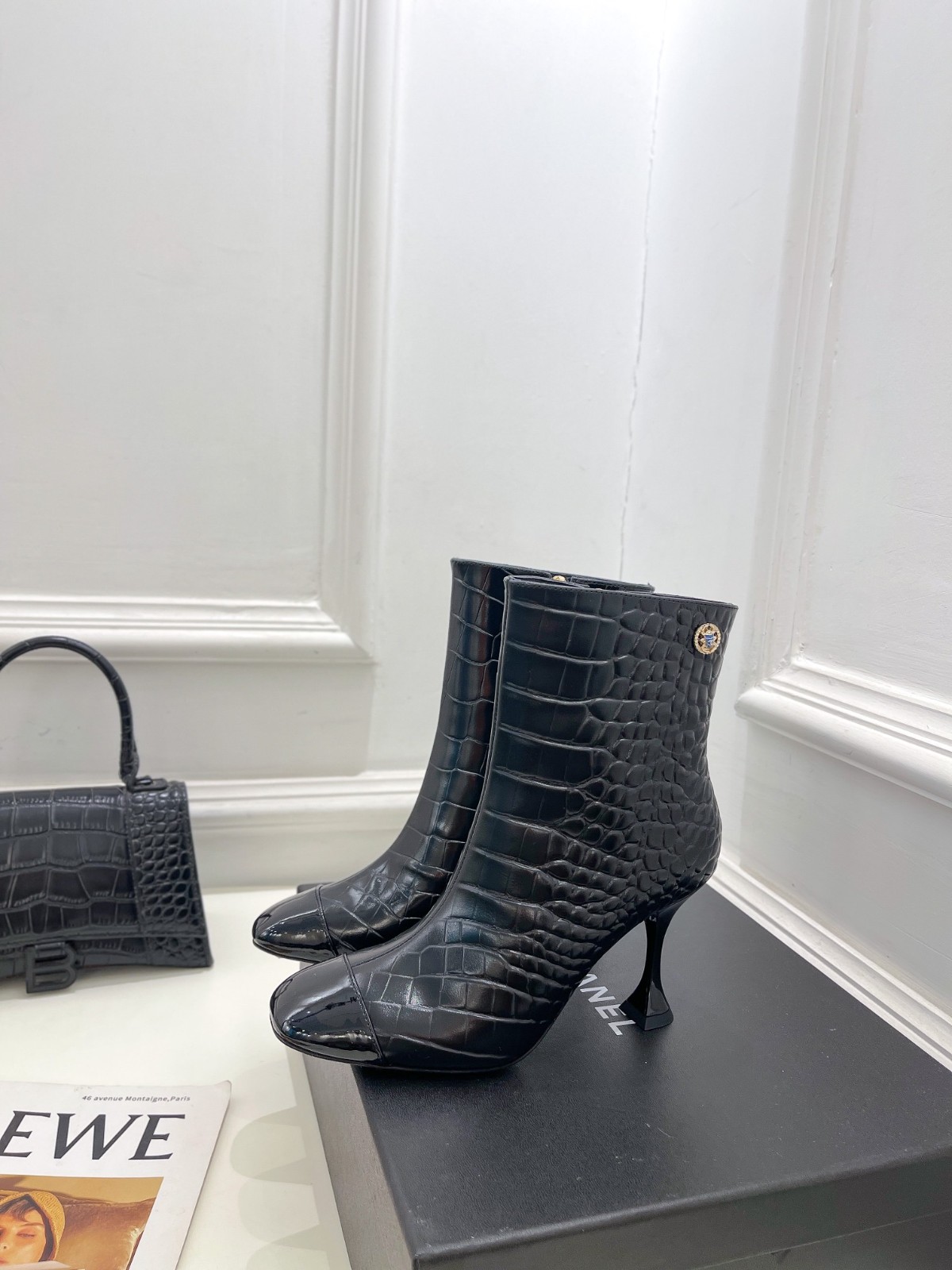 007 40123127 SIZE 34-41