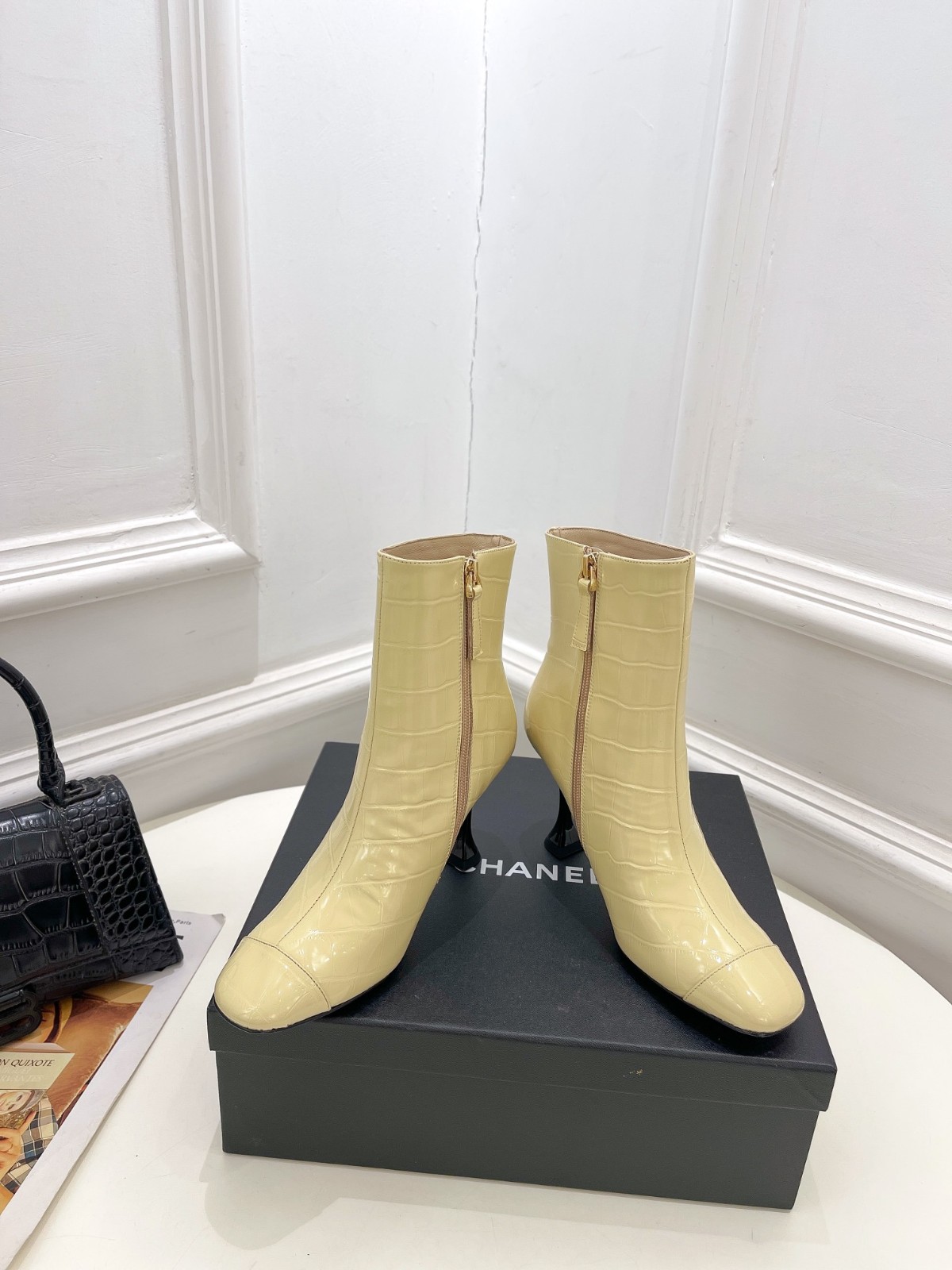 003 40123127 SIZE 34-41