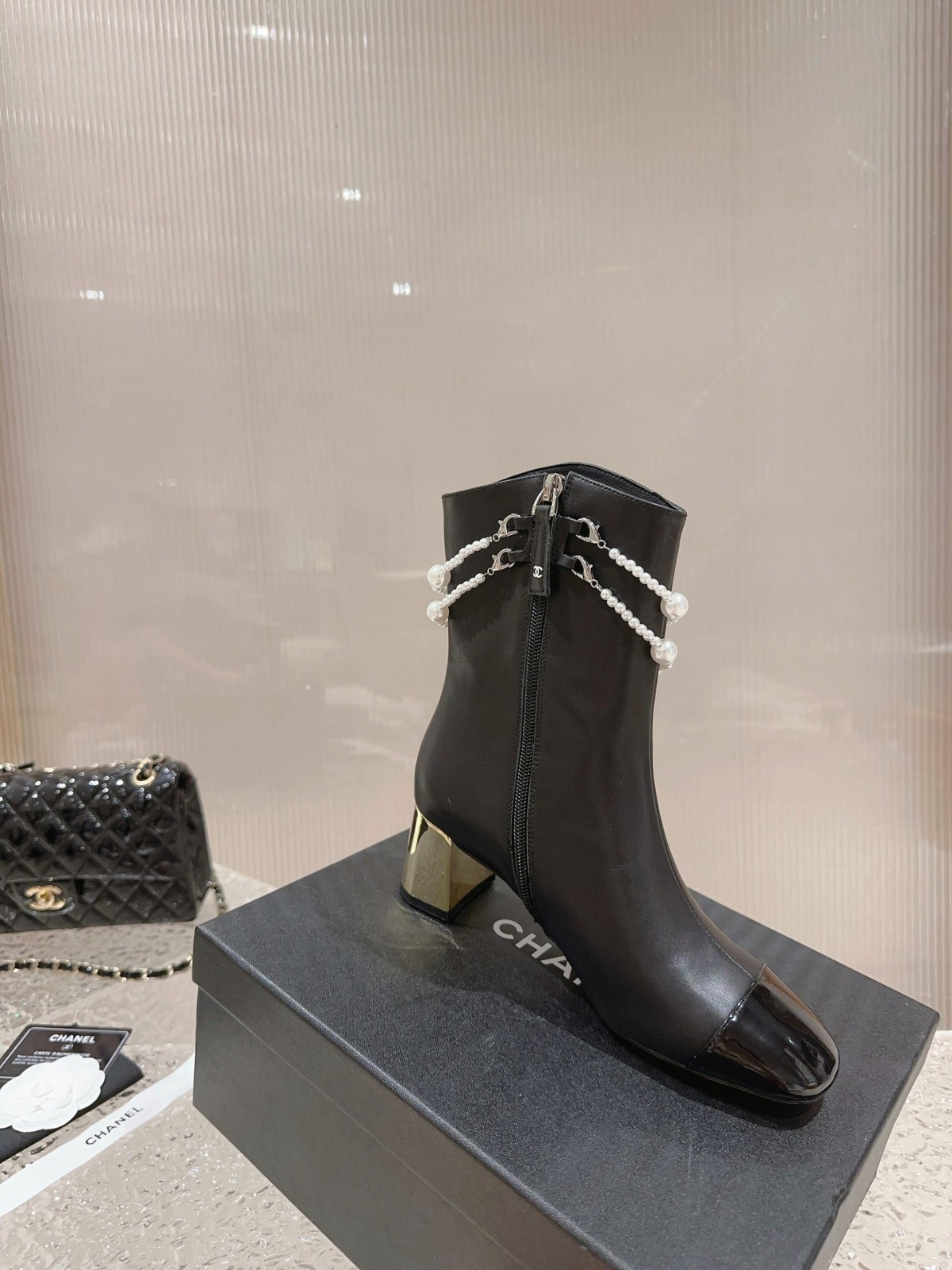 082 56123164 SIZE 34-41