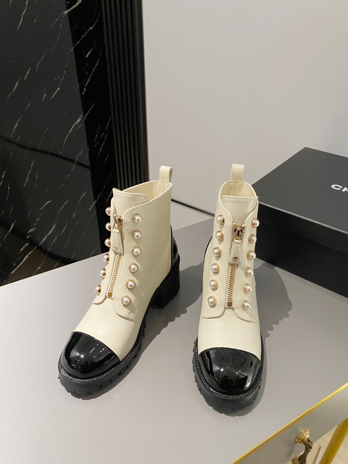 048 39123125 SIZE 35-40