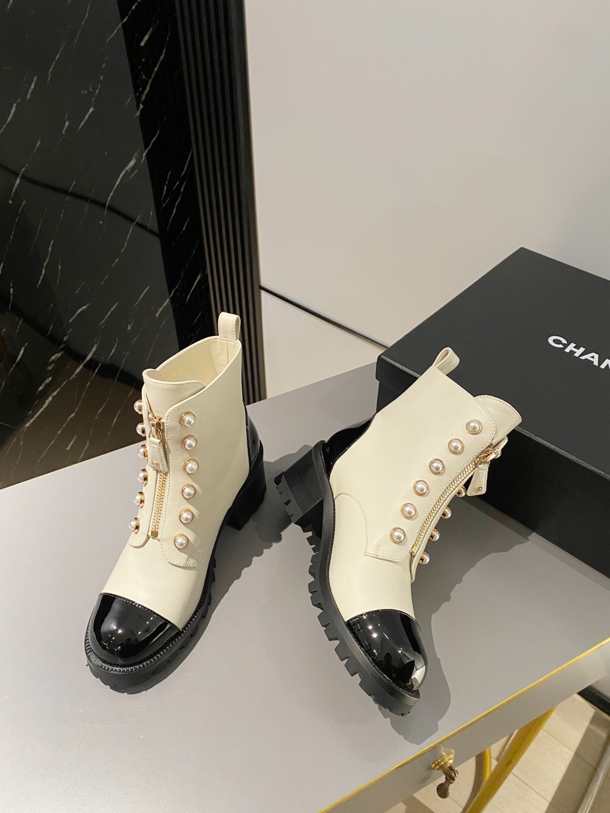 048 39123125 SIZE 35-40