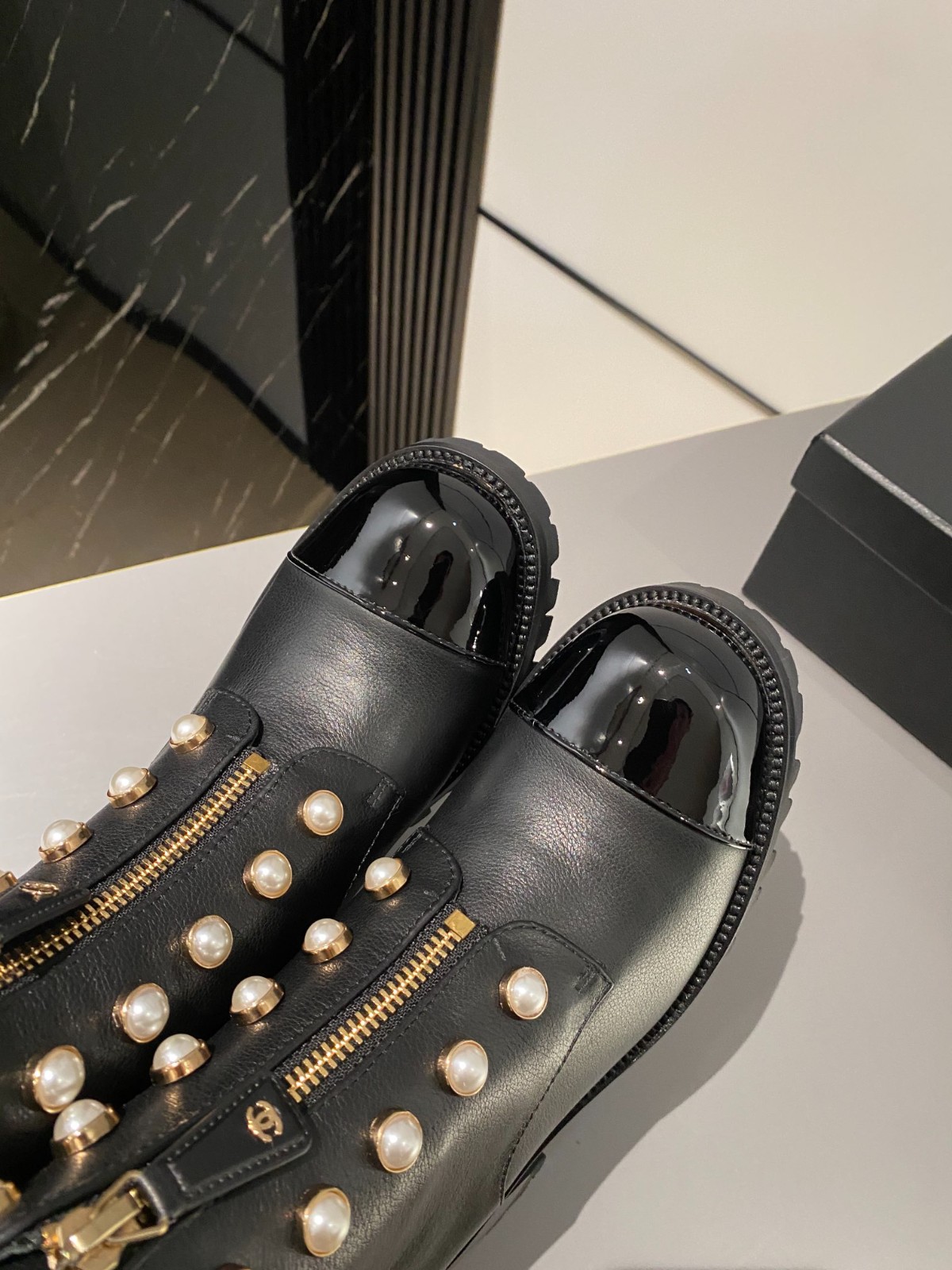 047 39123125 SIZE 35-40