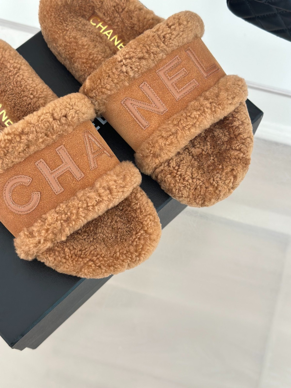 043 28123099 SIZE 35-40