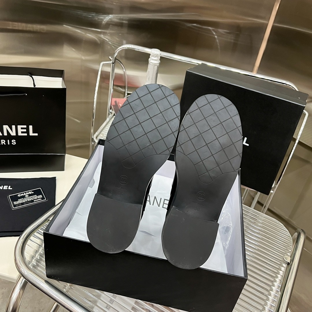 033 36123118 SIZE 34-41