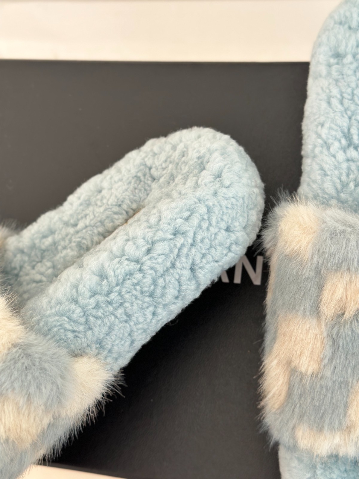 003 30123104 SIZE 35-41