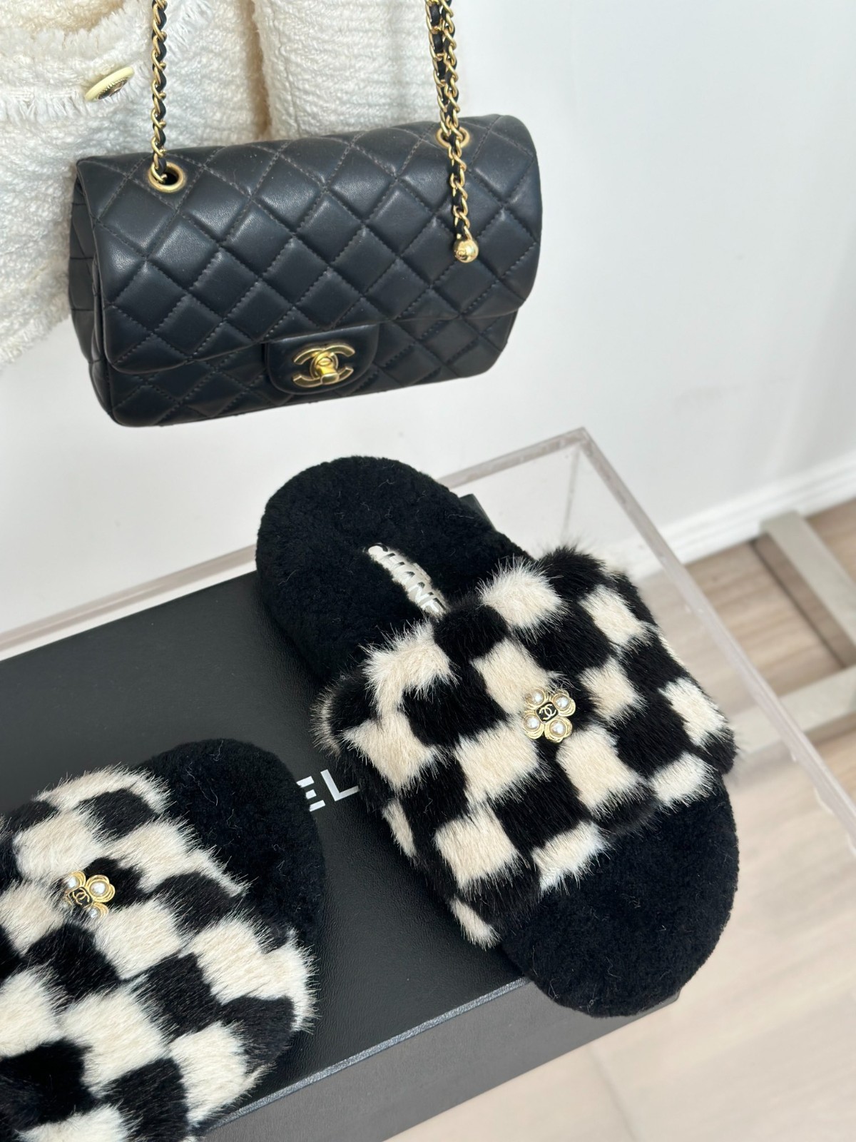 001 30123104 SIZE 35-41