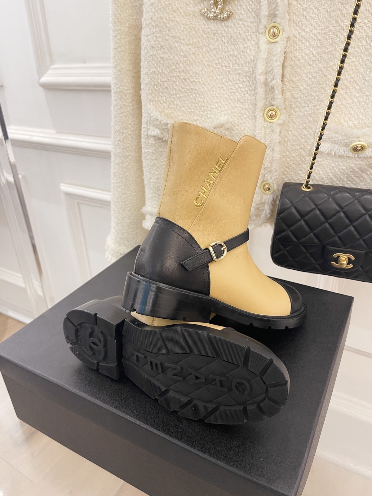 117 38123123 SIZE 35-41