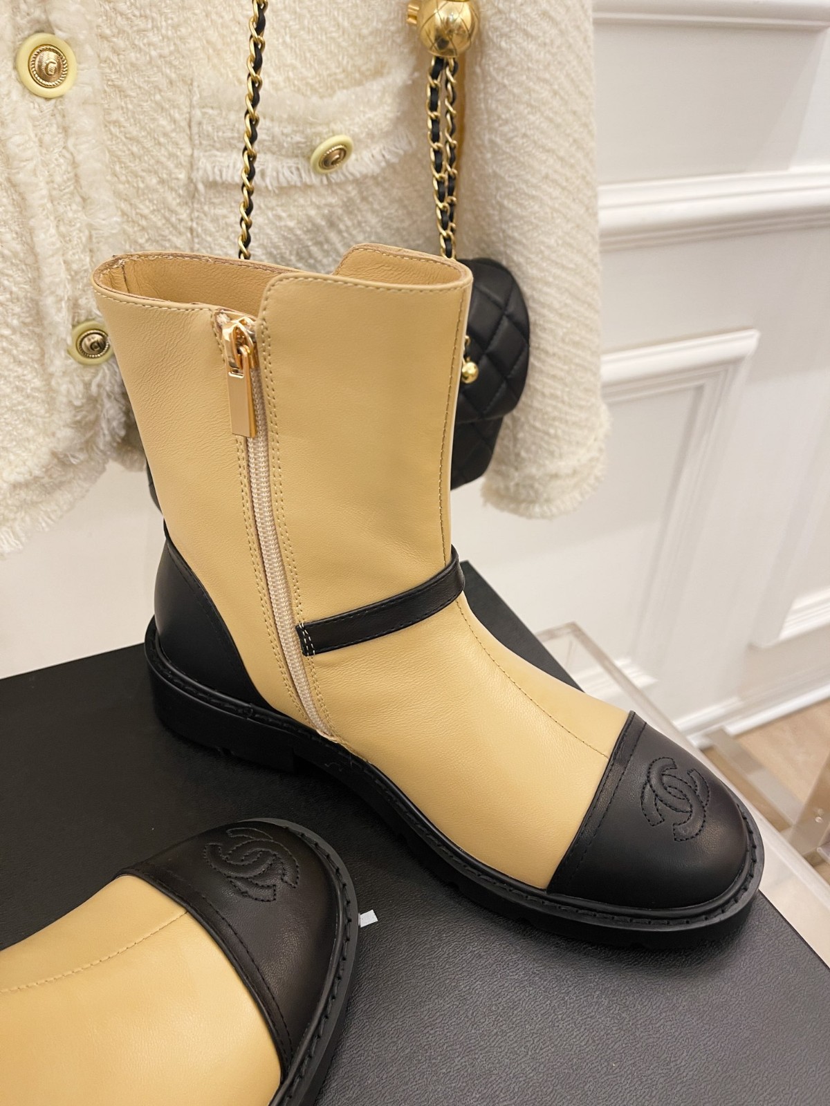 117 38123123 SIZE 35-41