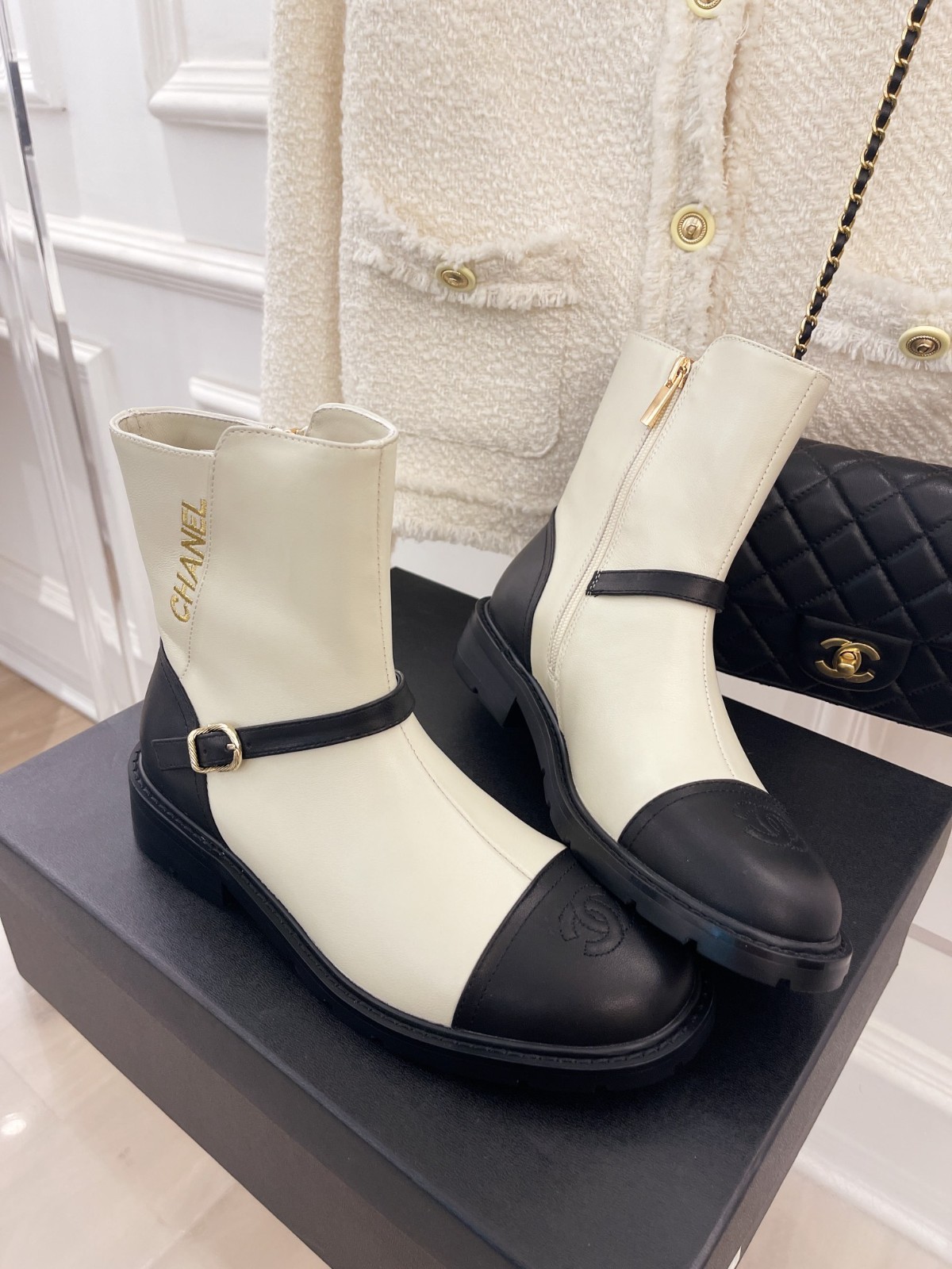 116 38123123 SIZE 35-41