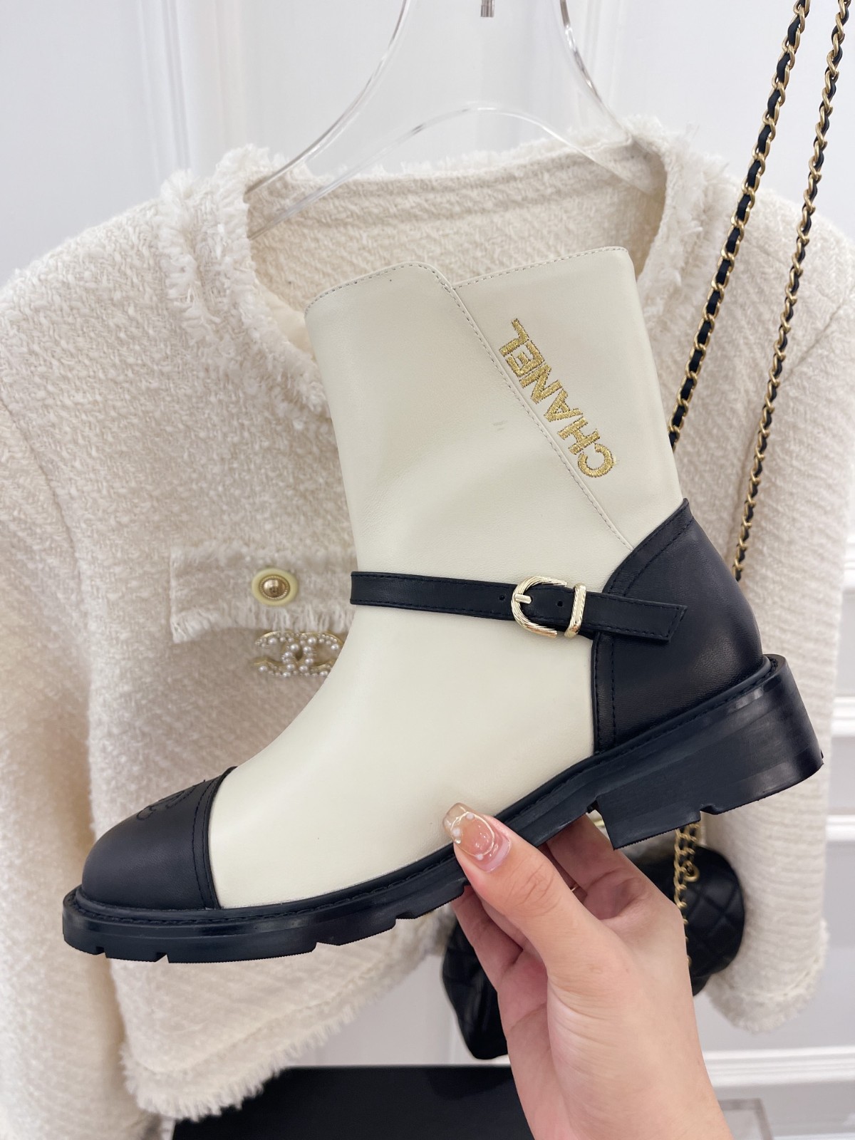 116 38123123 SIZE 35-41