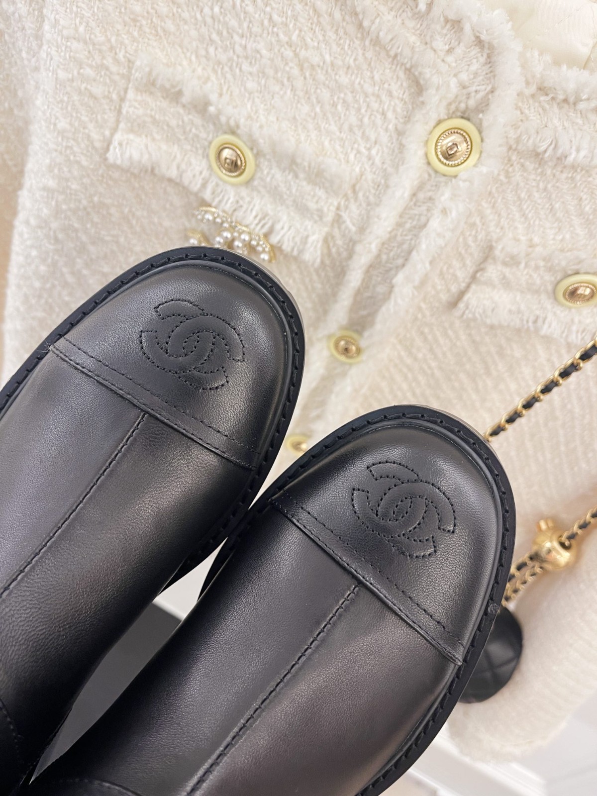 115 38123123 SIZE 35-41